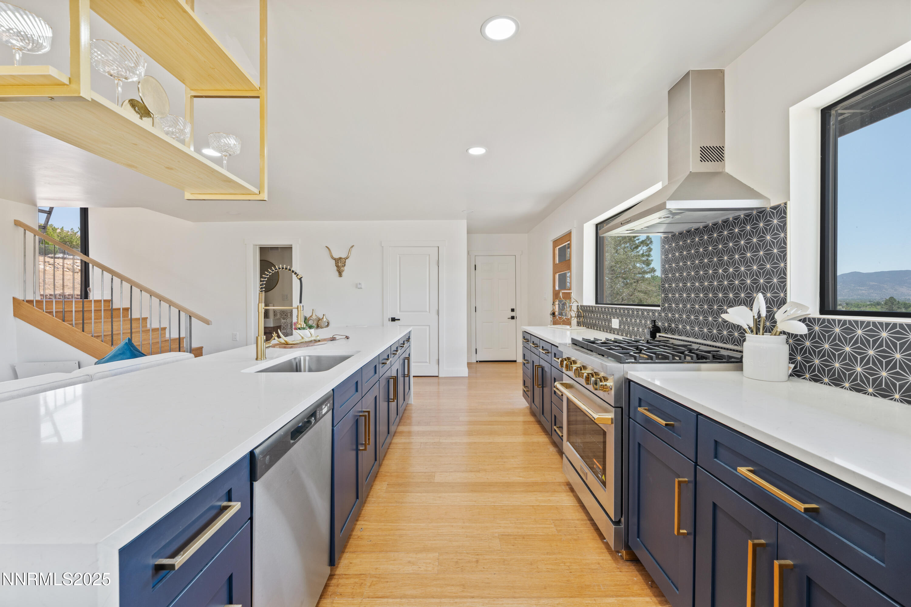 150 Manzanita Terrace