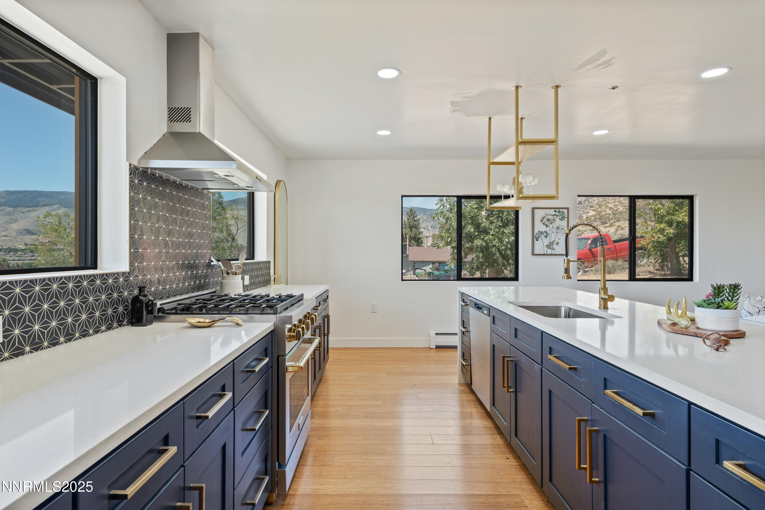 150 Manzanita Terrace