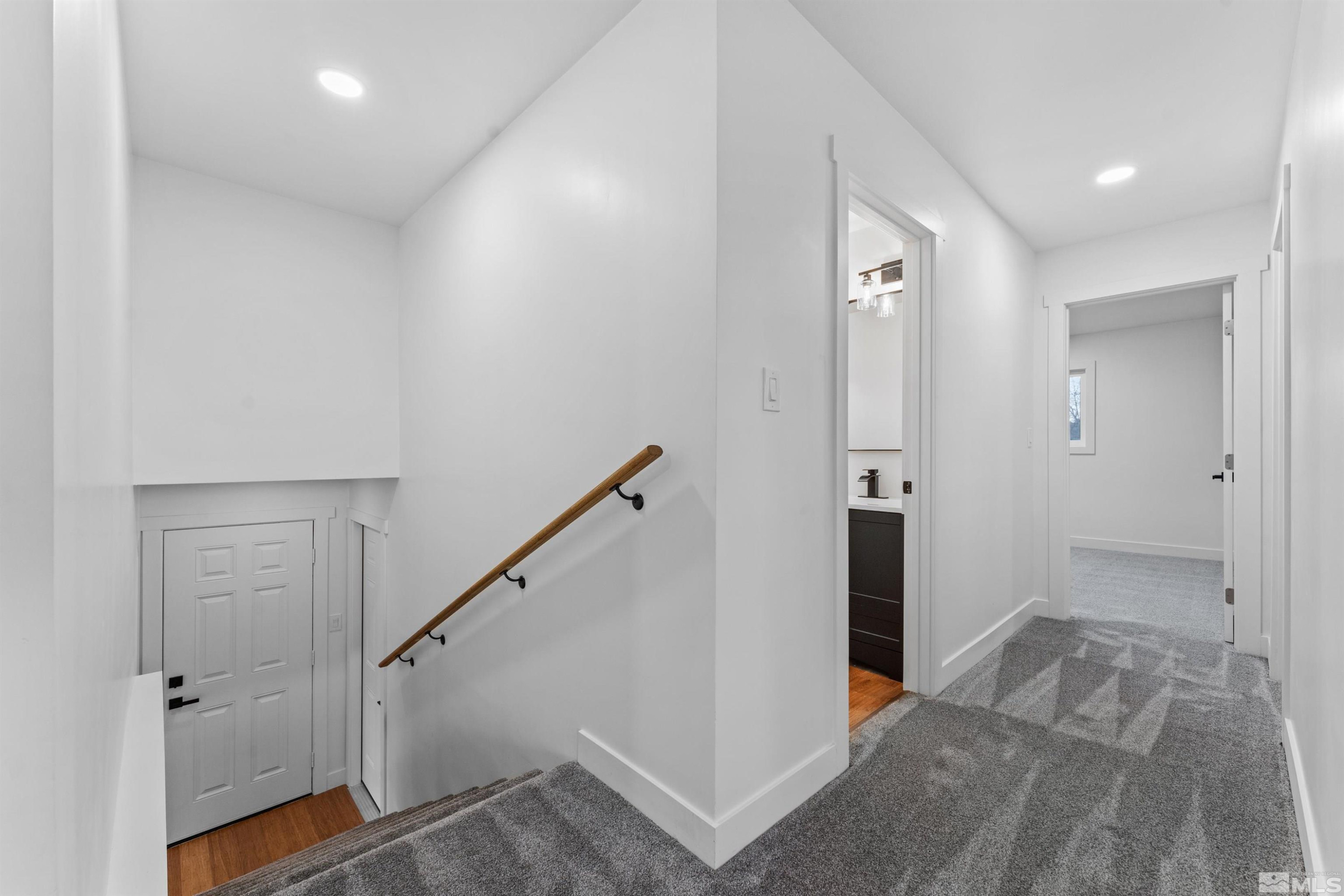 150 Manzanita Terrace