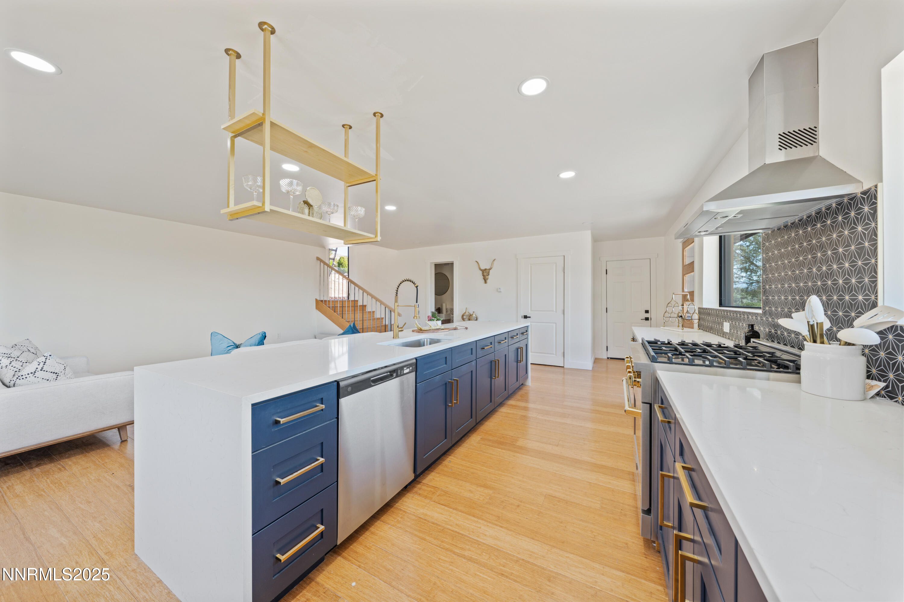 150 Manzanita Terrace