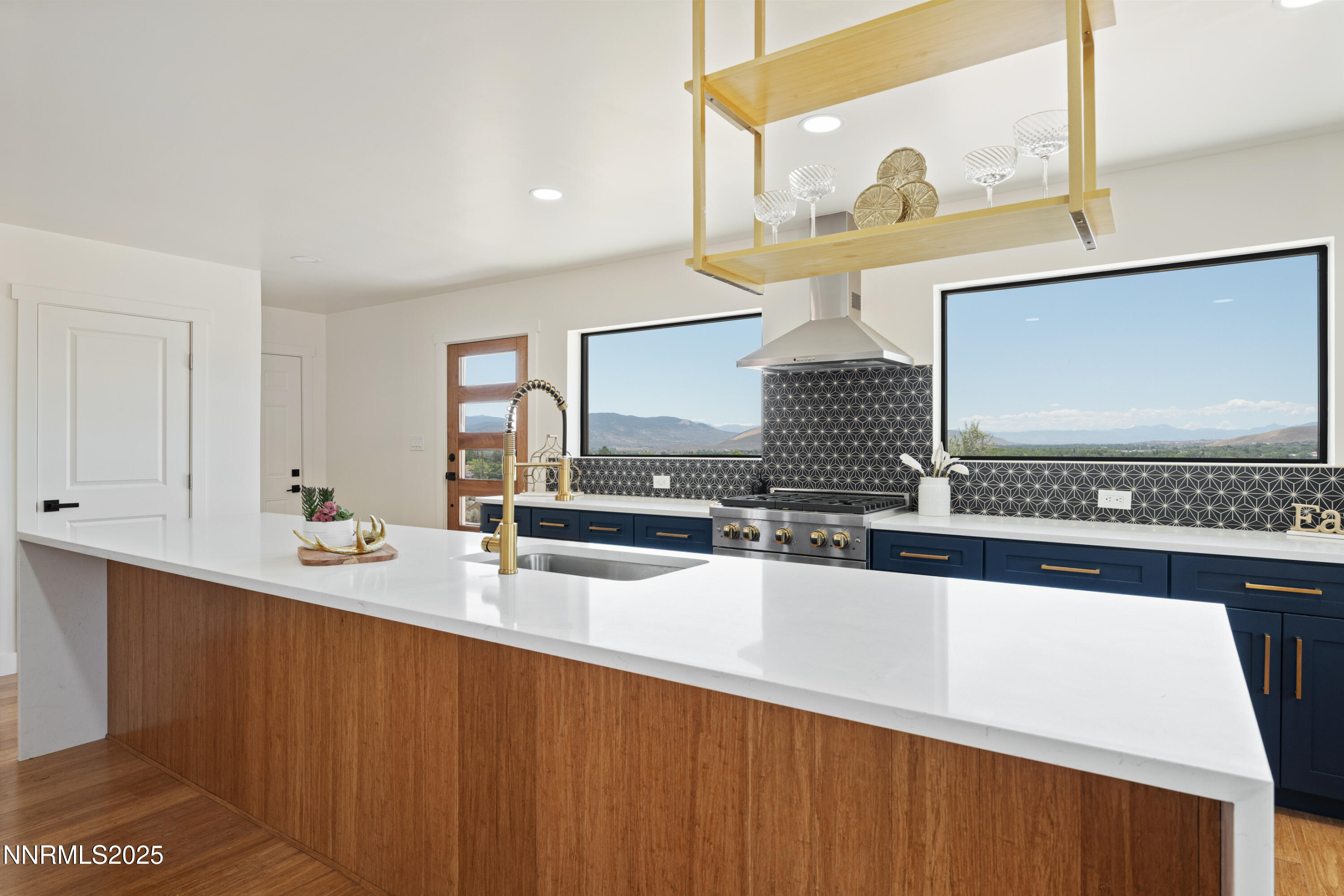 150 Manzanita Terrace