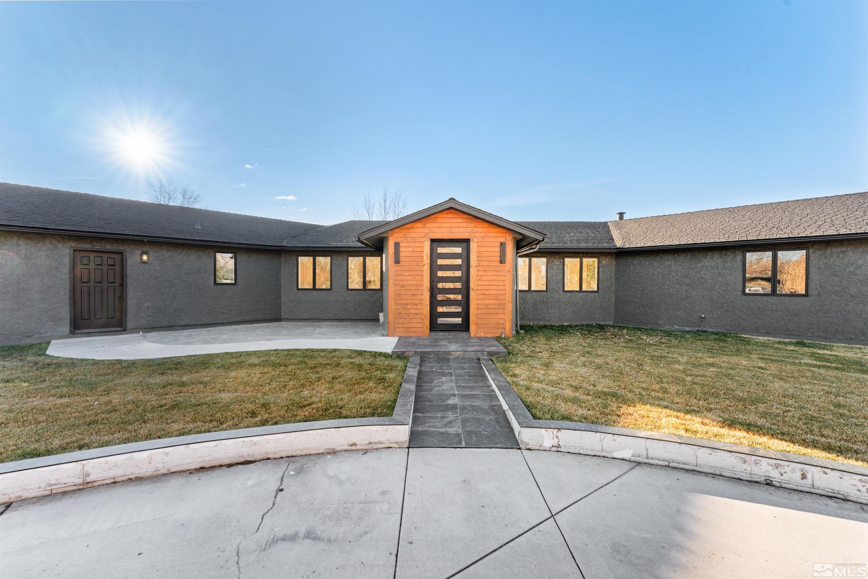 1450 Kerry Court