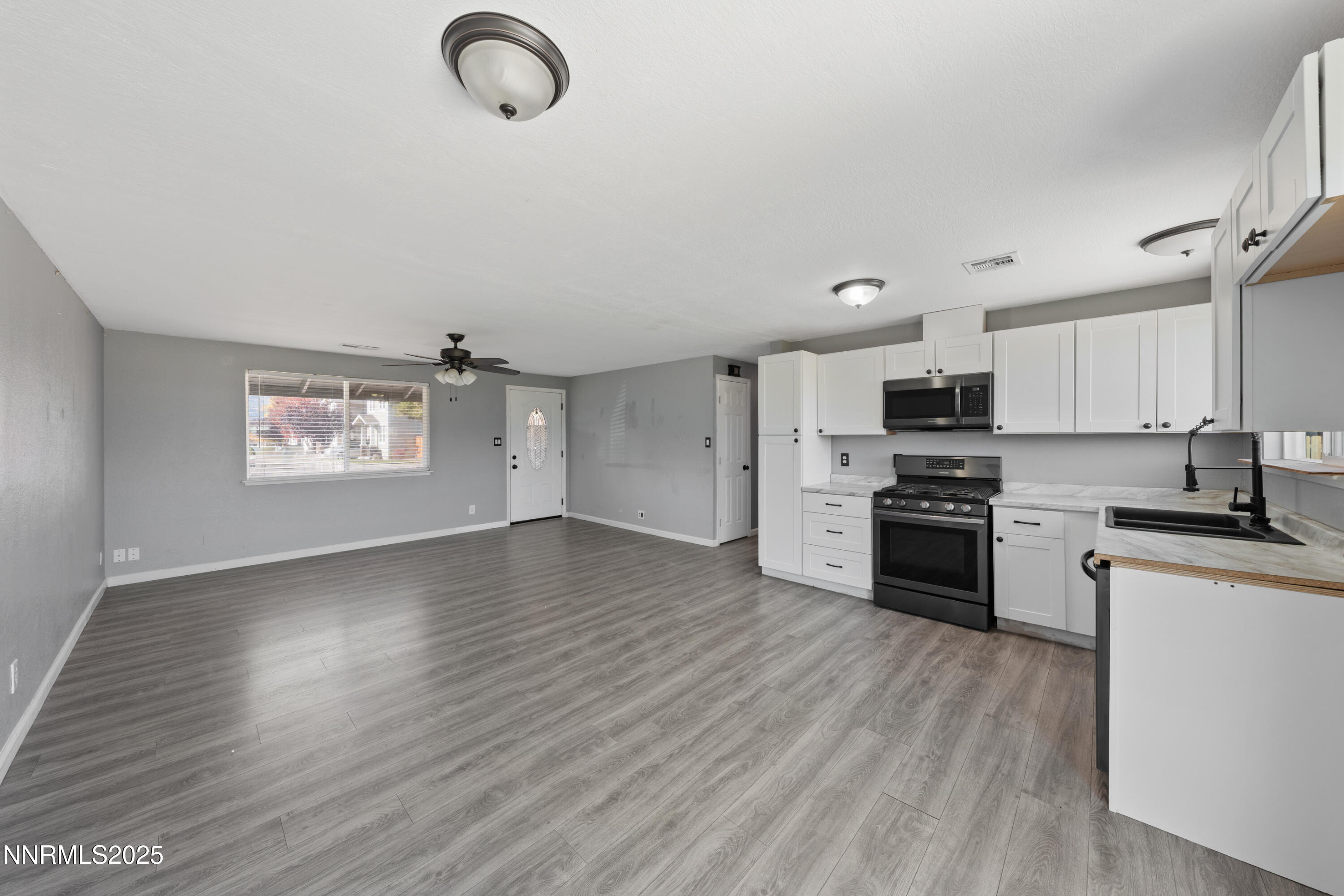 889 Tillman Lane, Gardnerville