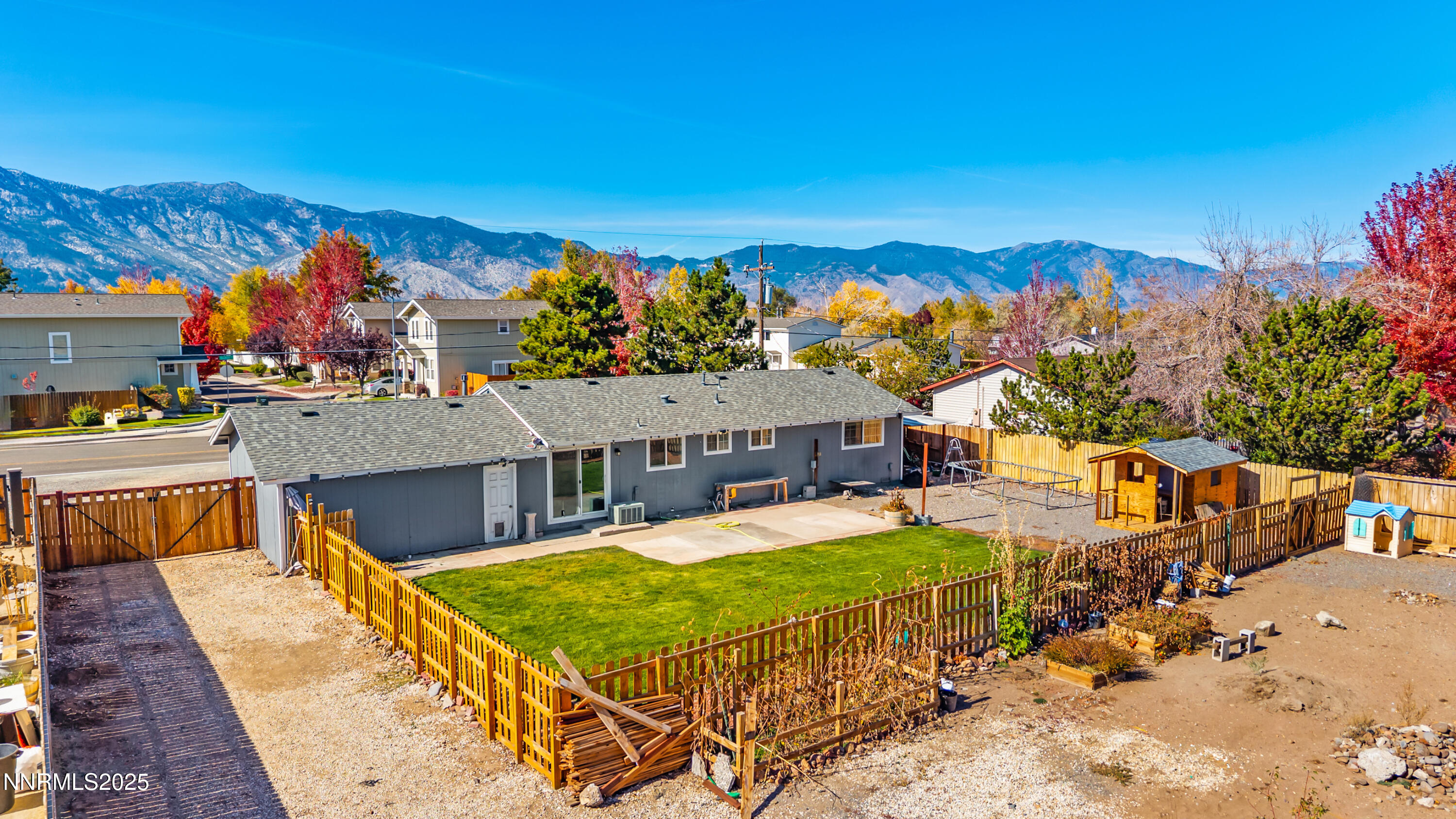 889 Tillman Lane, Gardnerville