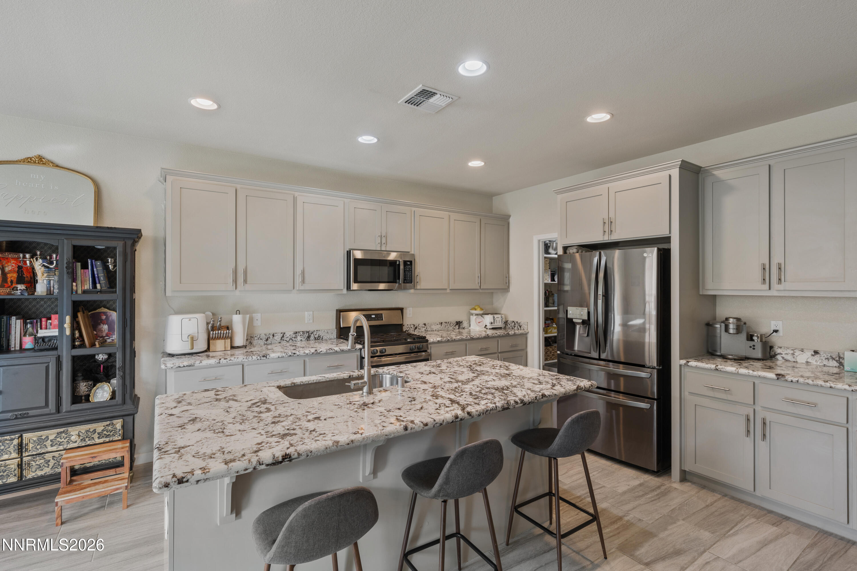 864 Tourmaline Drive