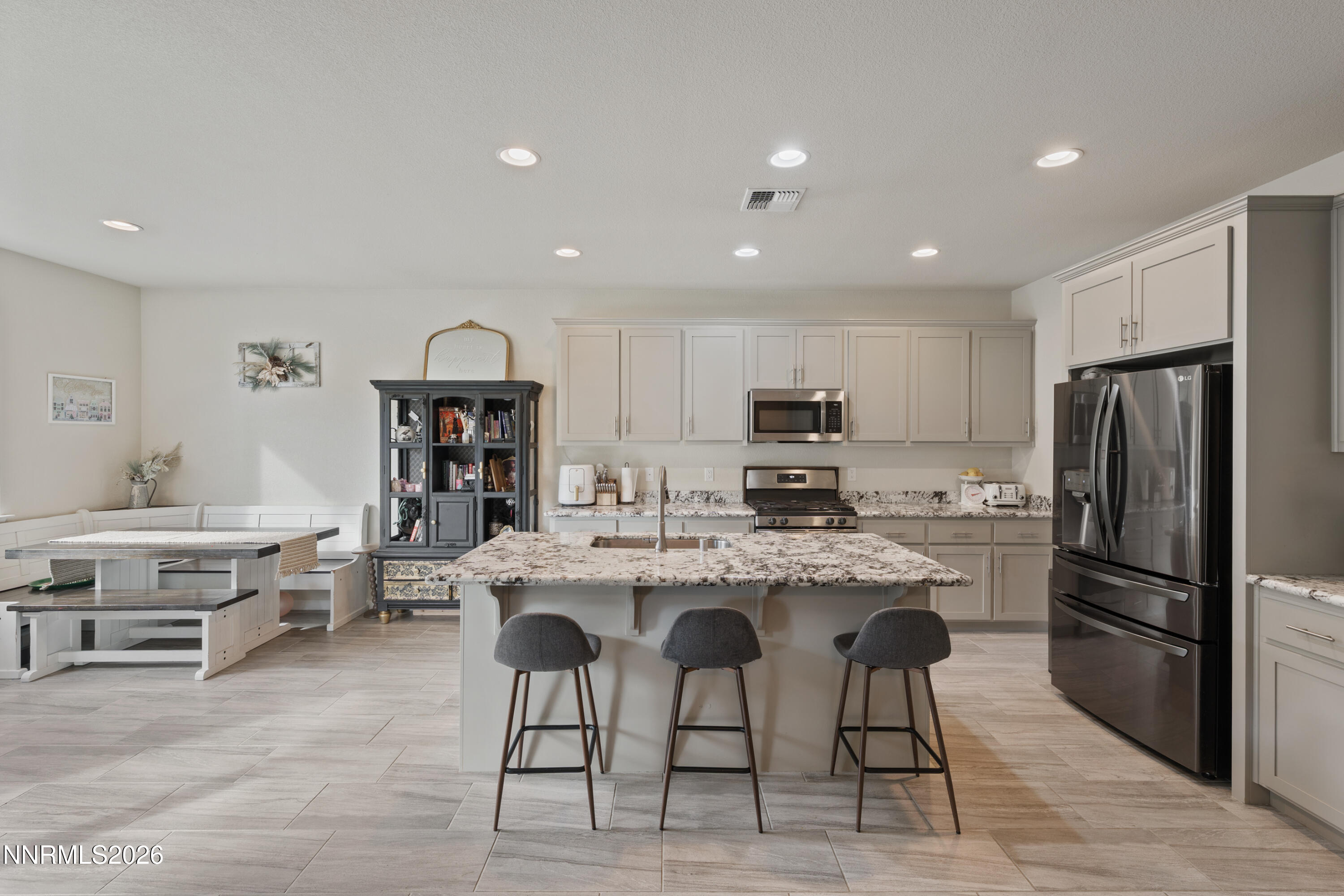 864 Tourmaline Drive