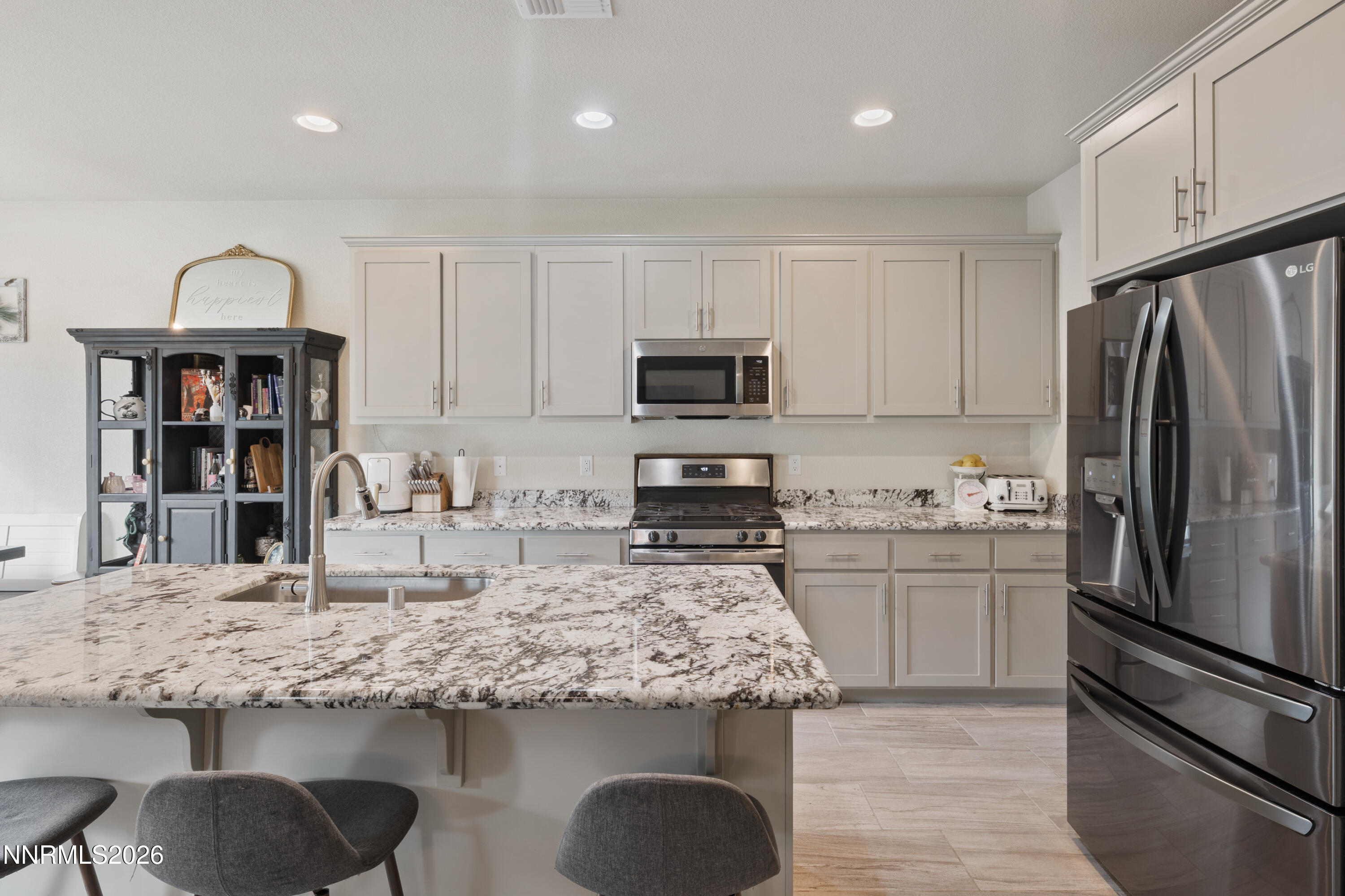 864 Tourmaline Drive