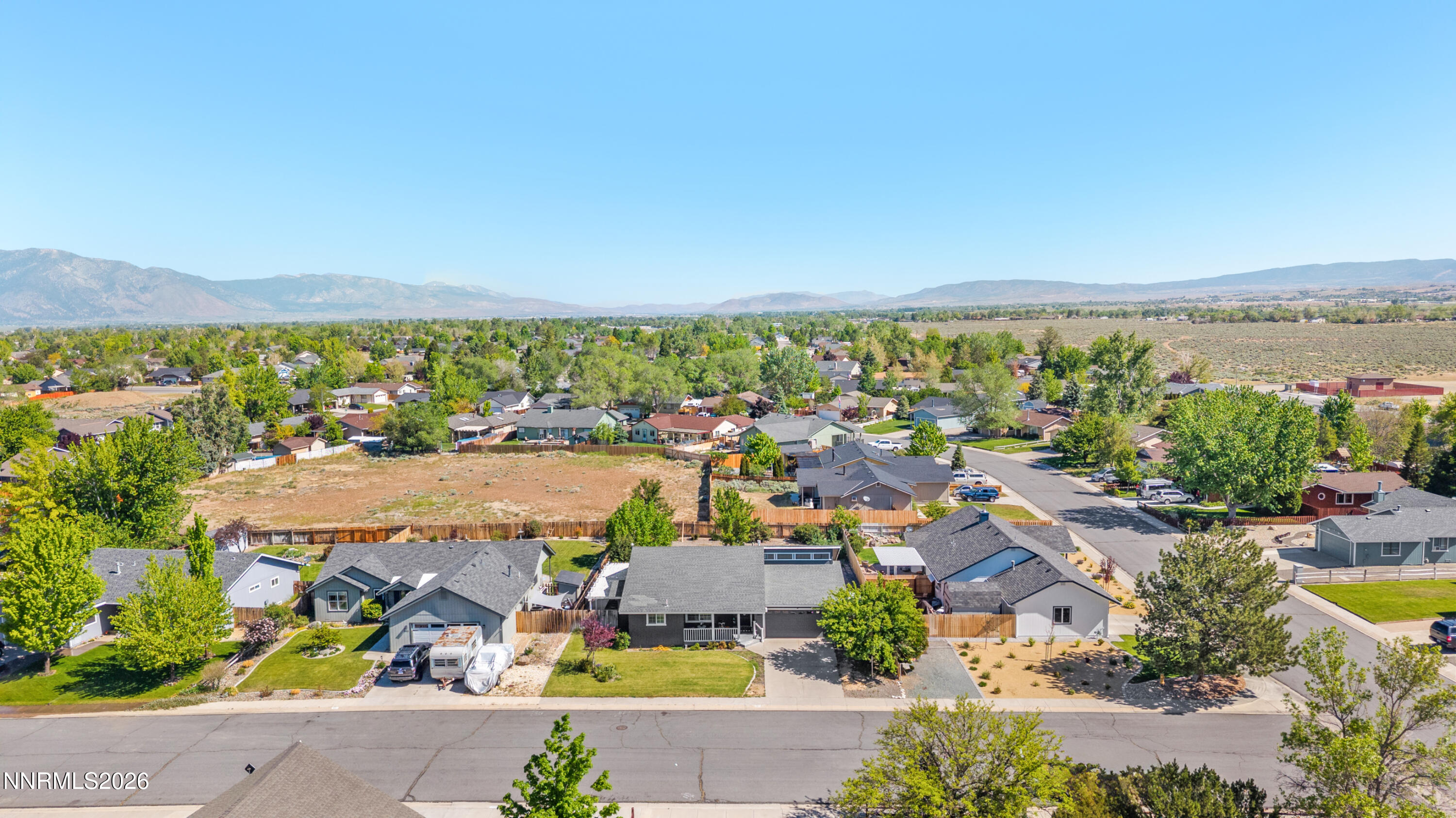 693 Lassen Way