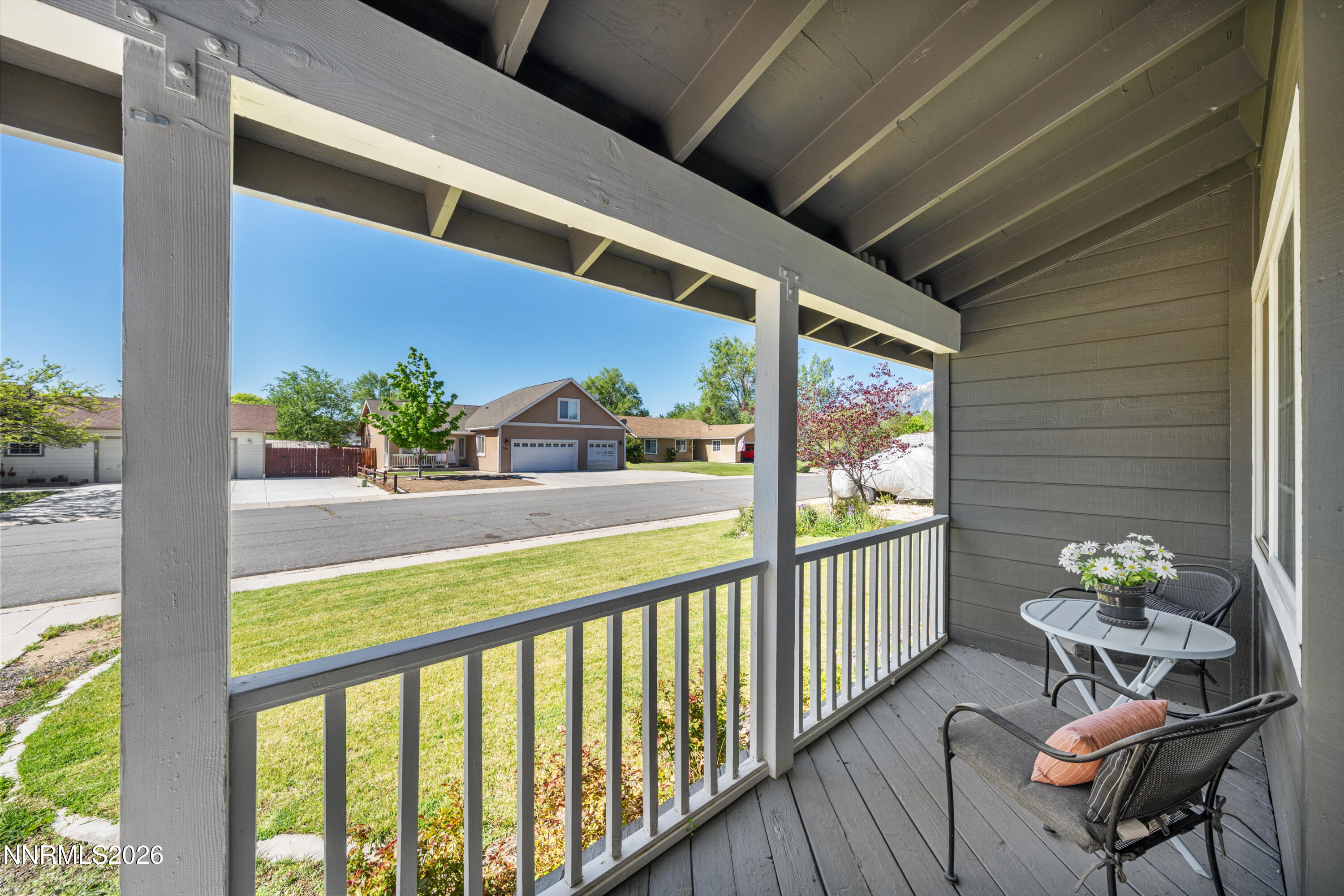 693 Lassen Way