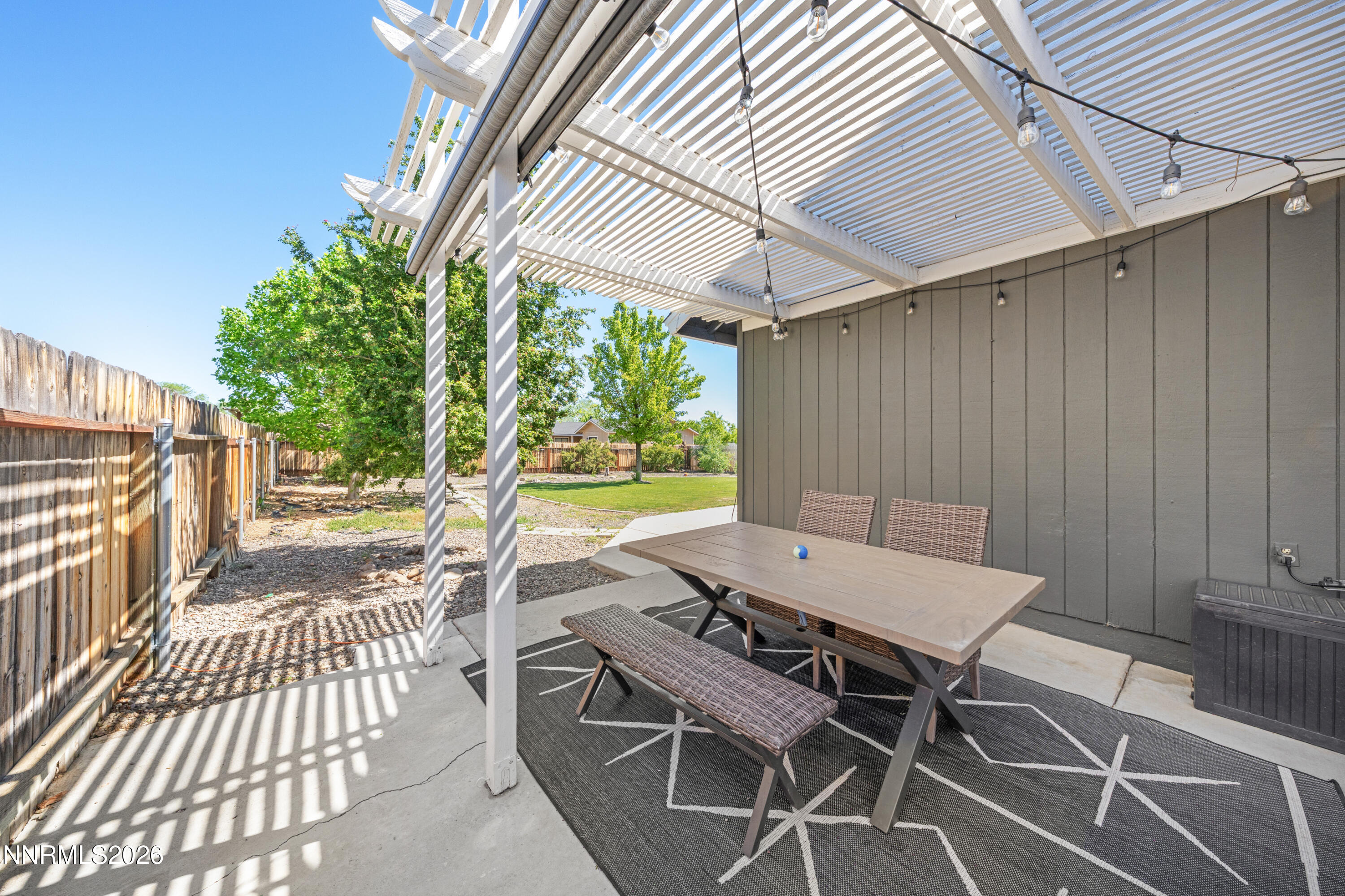 693 Lassen Way
