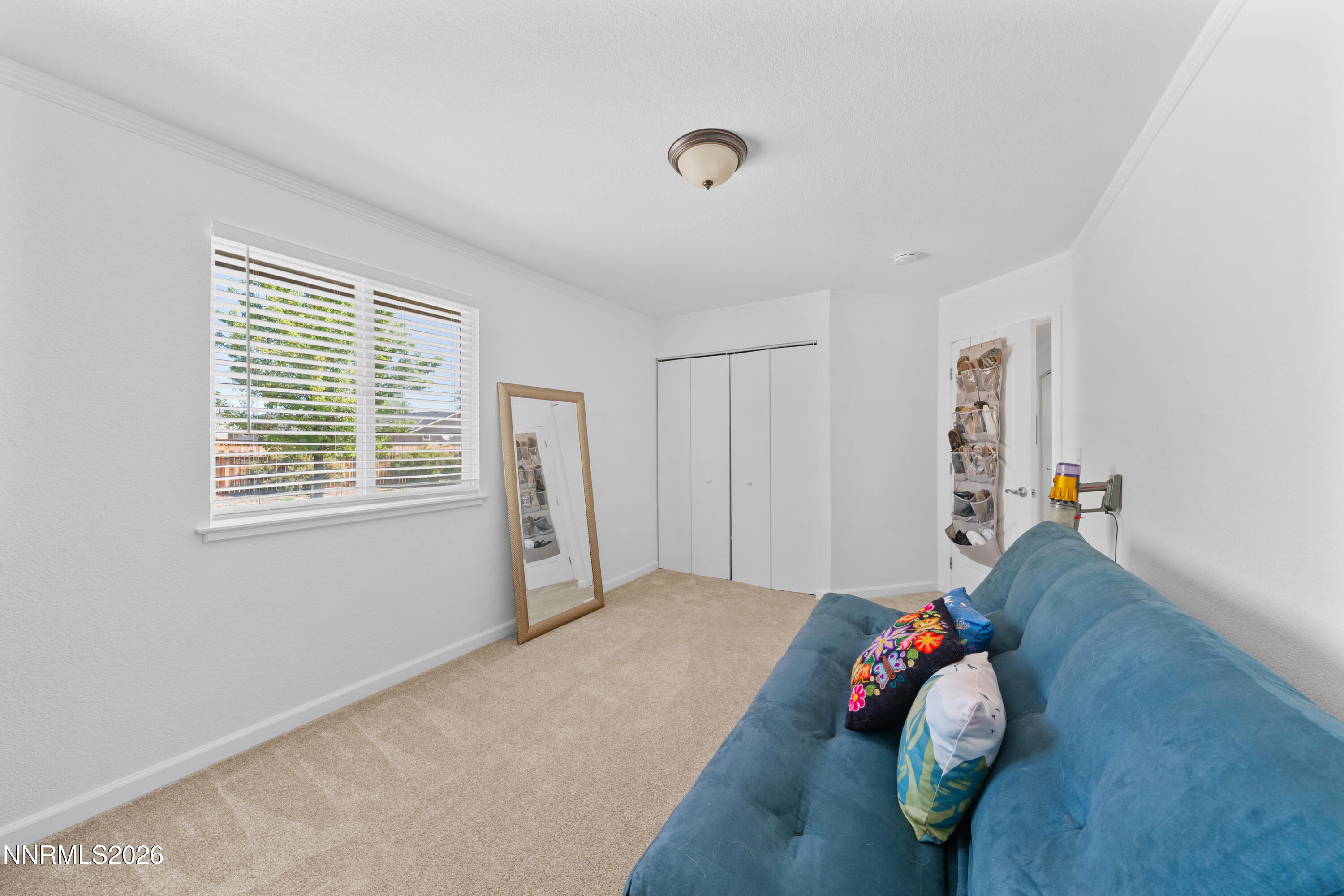 693 Lassen Way