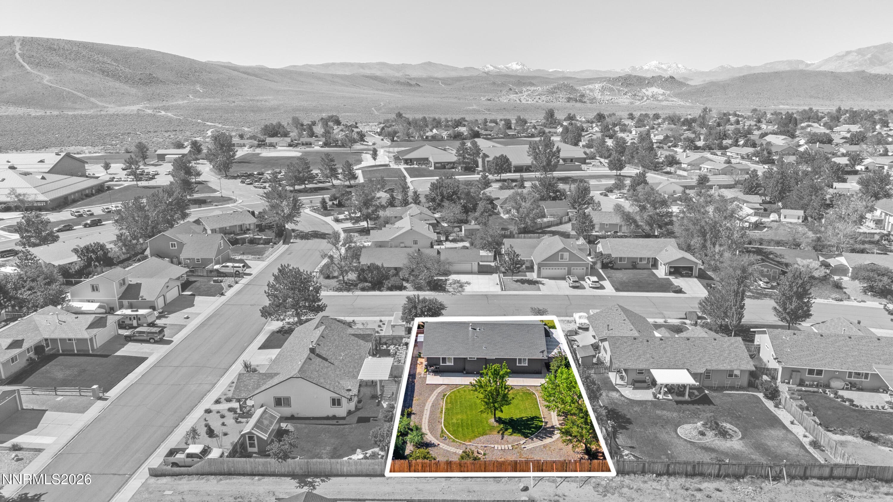693 Lassen Way