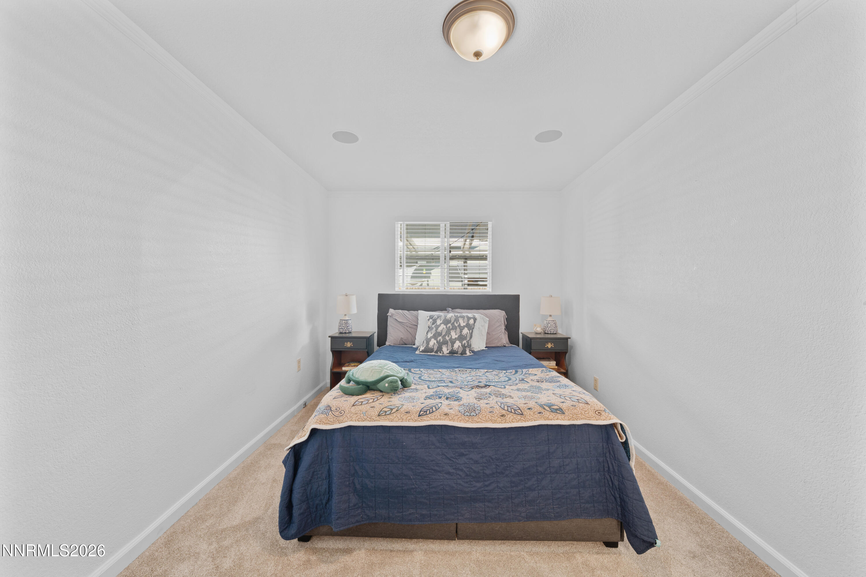 693 Lassen Way