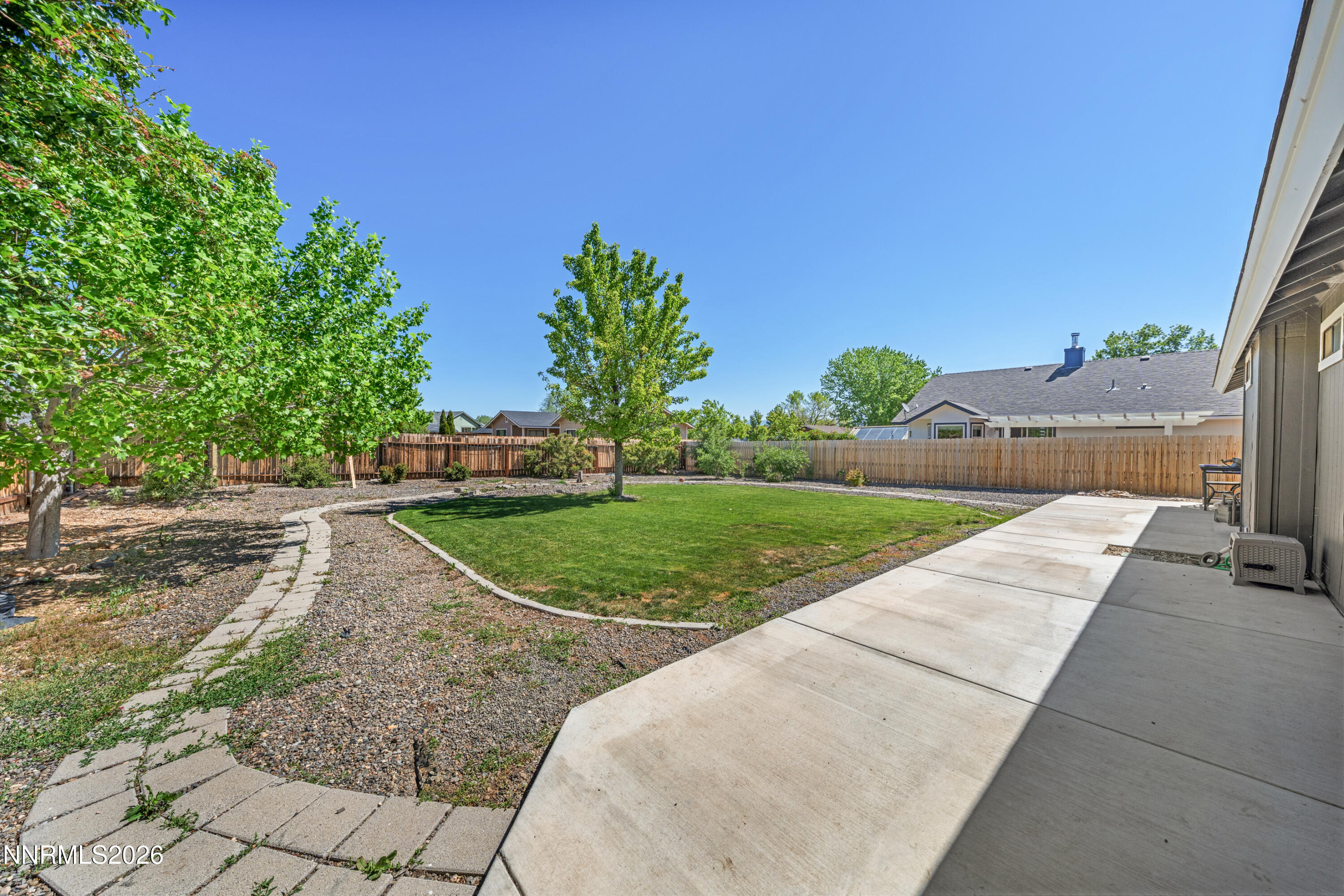 693 Lassen Way