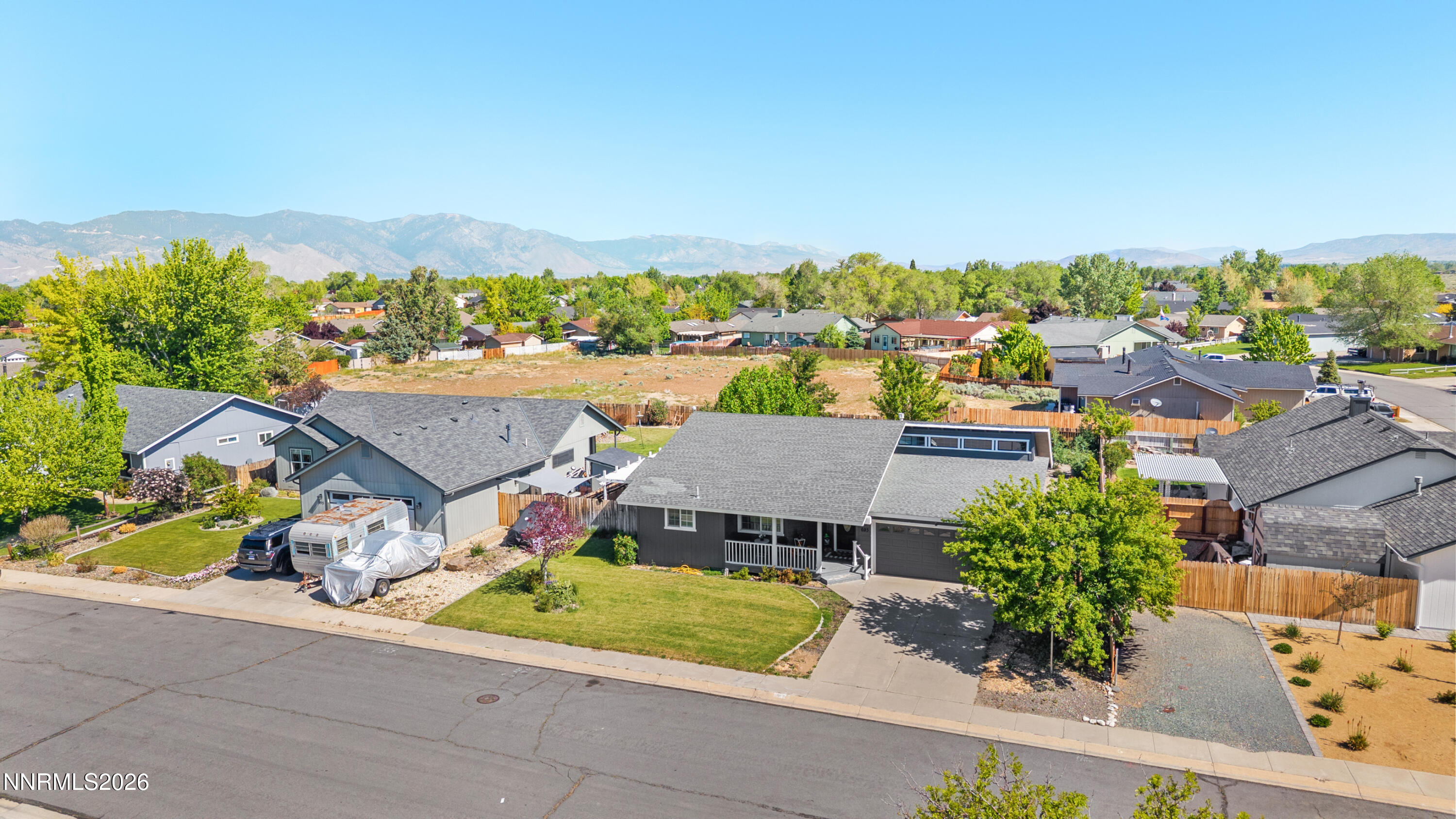 693 Lassen Way