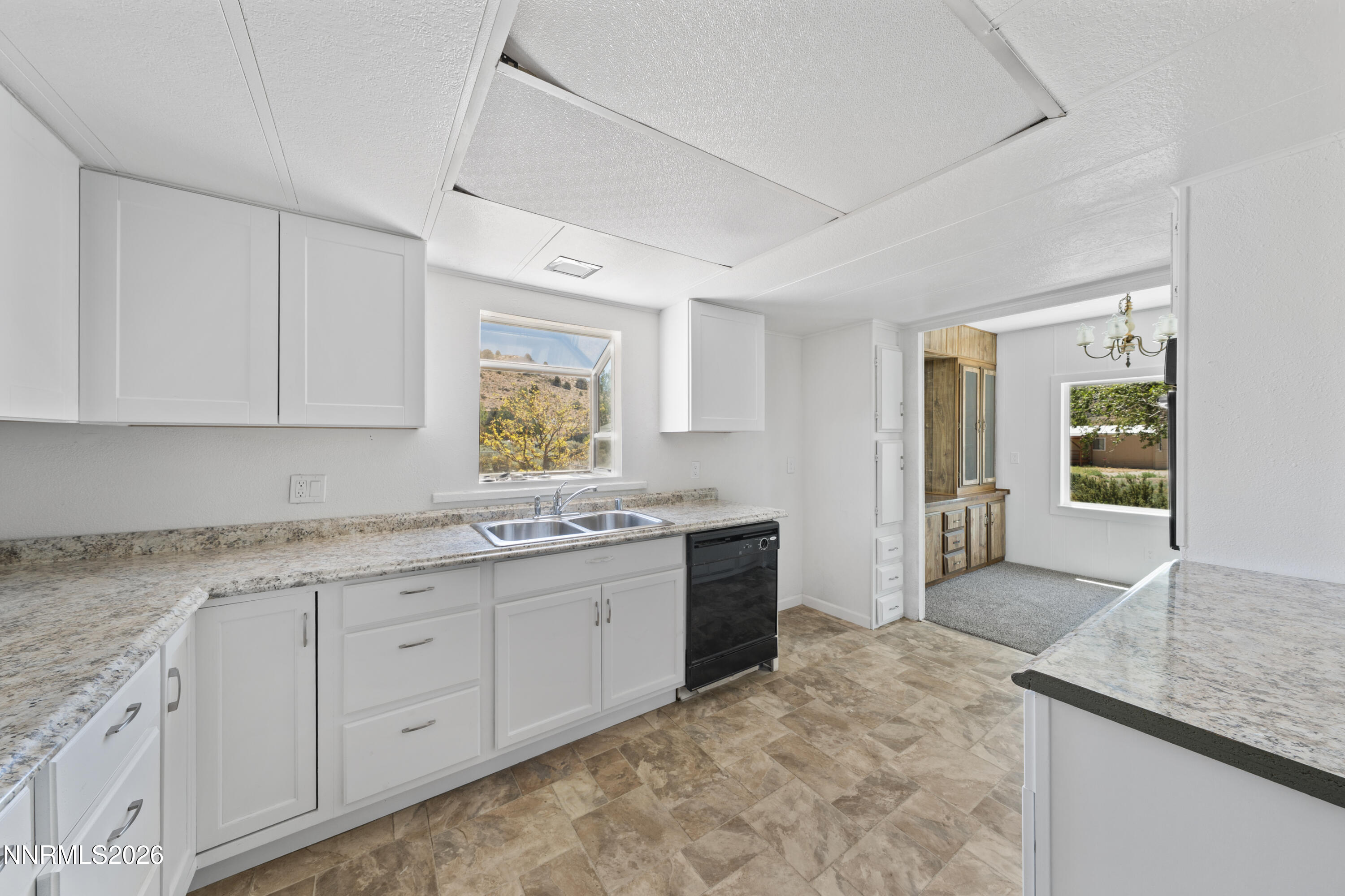 1545 Pearl Road