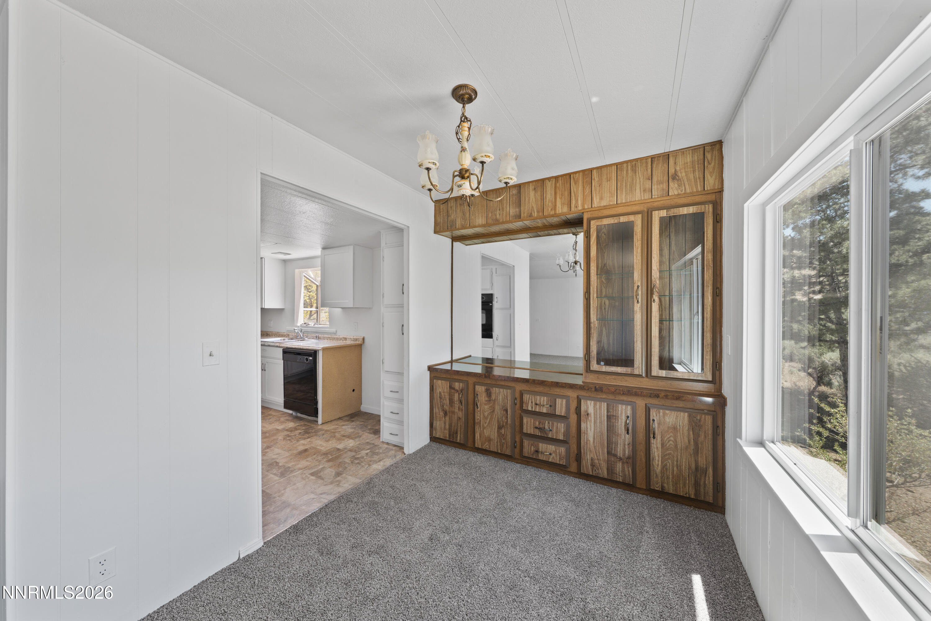 1545 Pearl Road