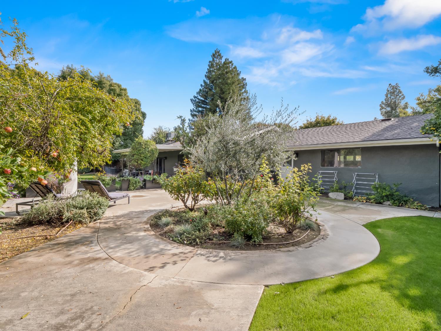 5041 E Townsend Avenue