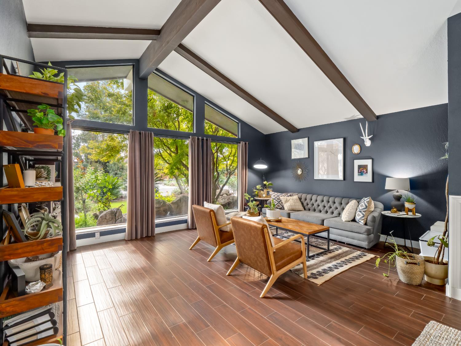 5041 E Townsend Avenue