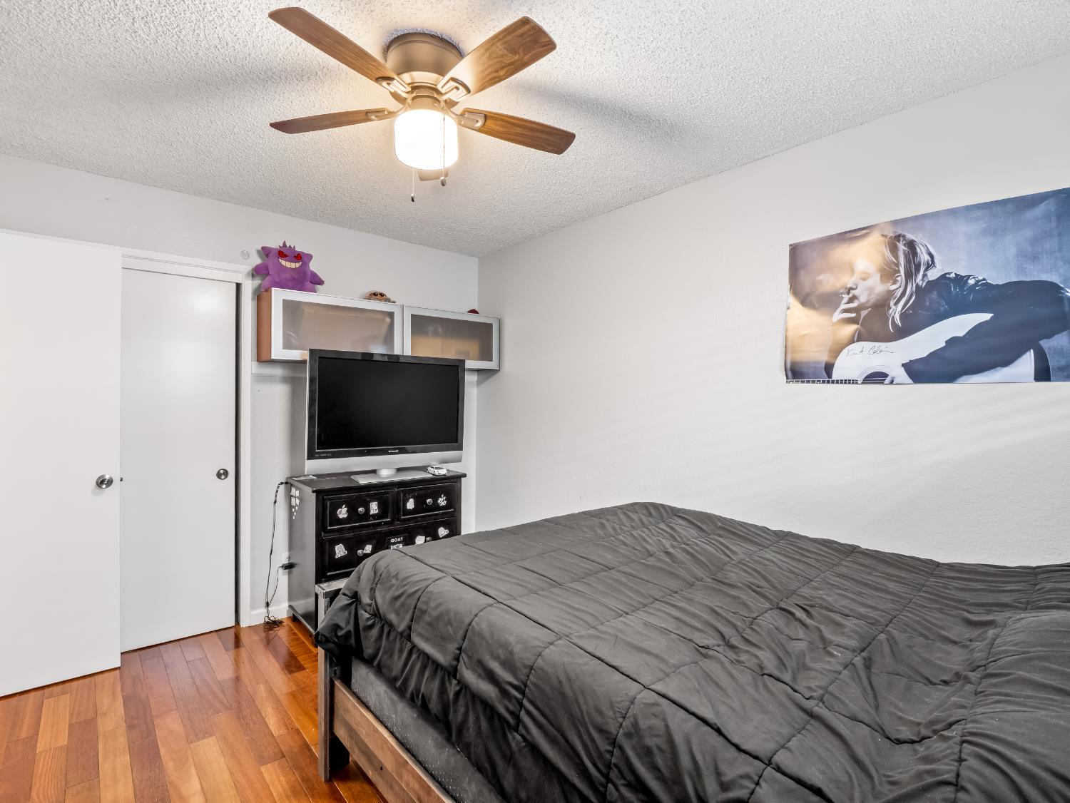 294 N Stanford Avenue