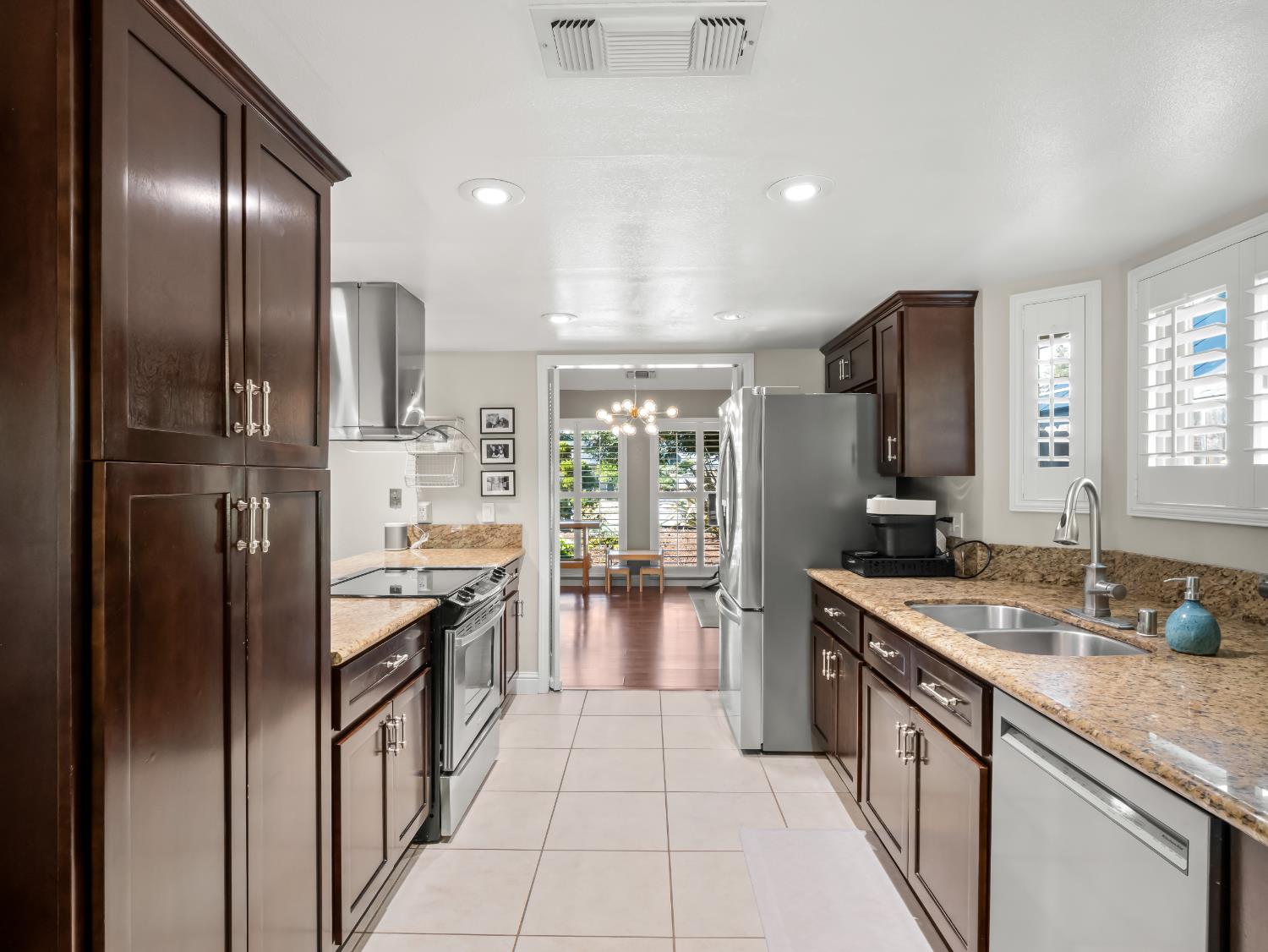 8732 N Fuller Avenue