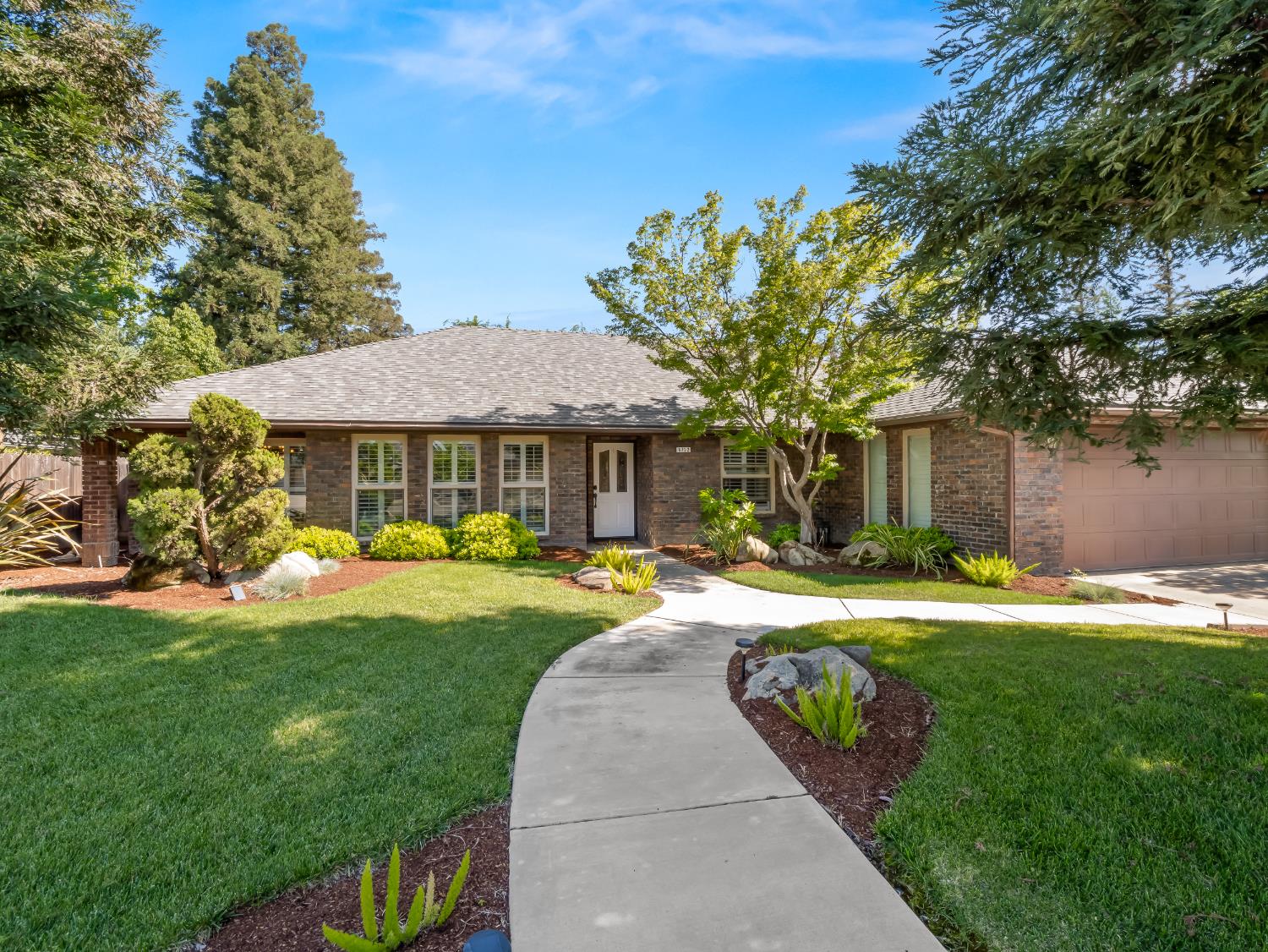 8732 N Fuller Avenue