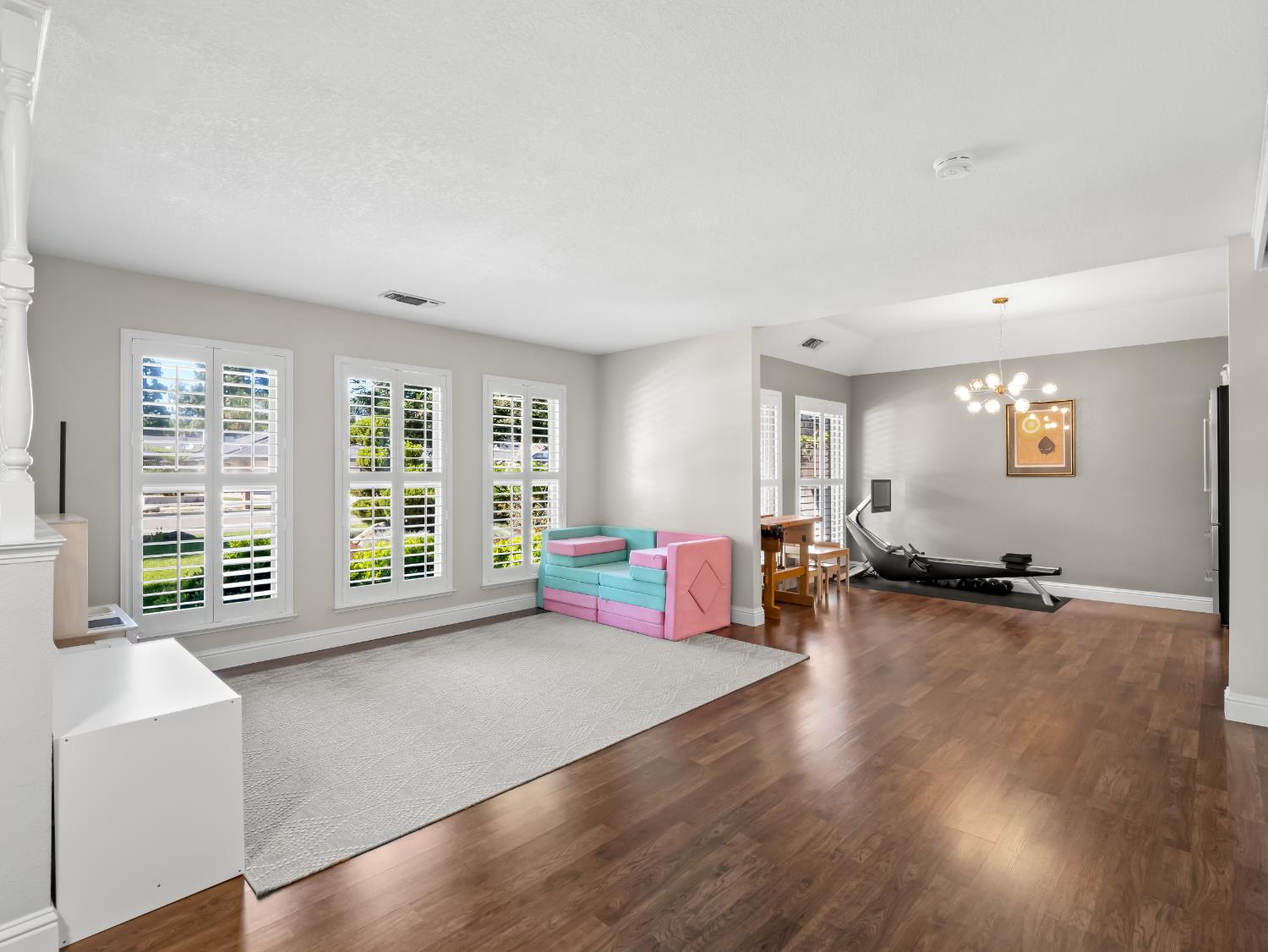 8732 N Fuller Avenue