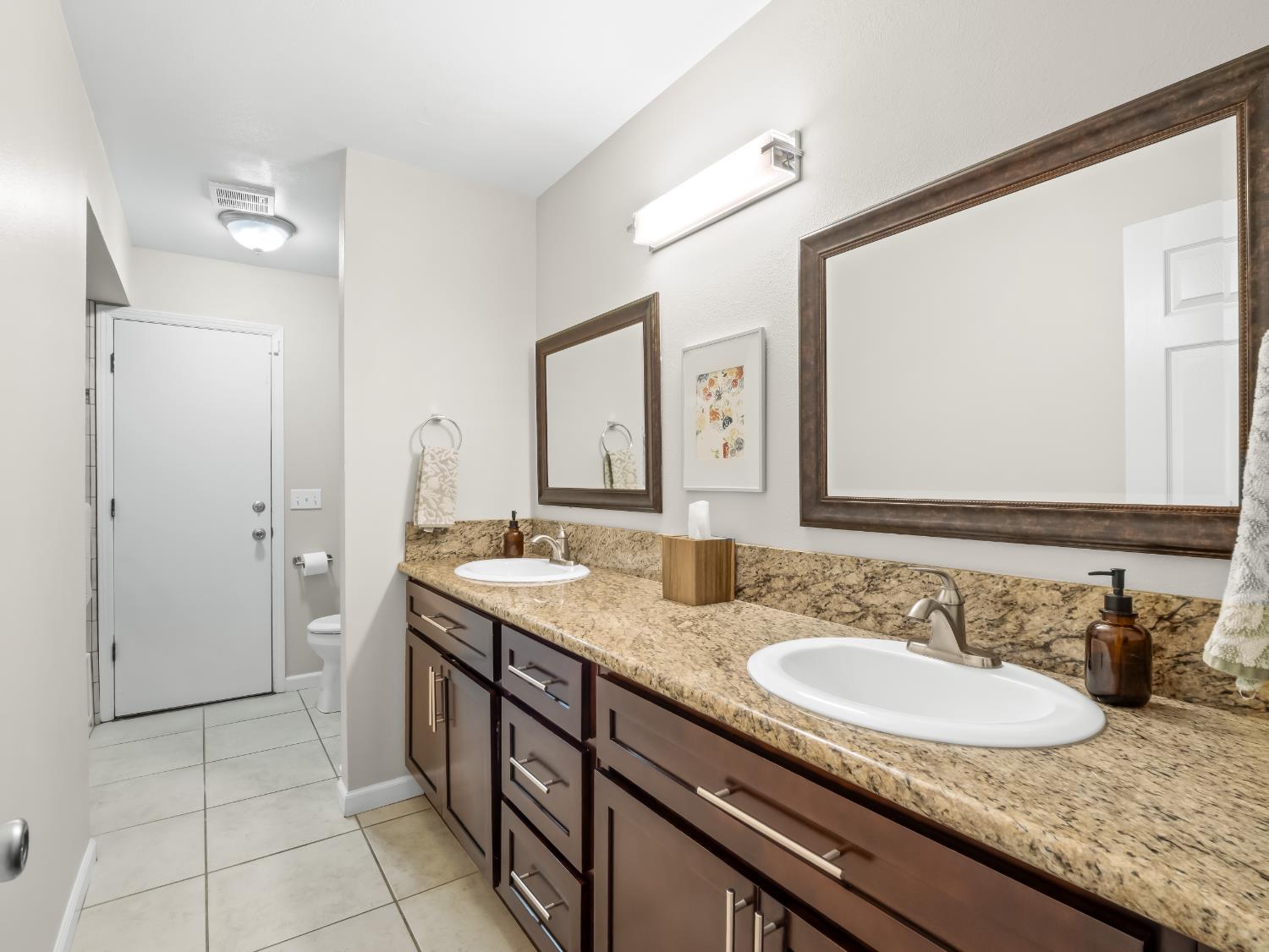 8732 N Fuller Avenue