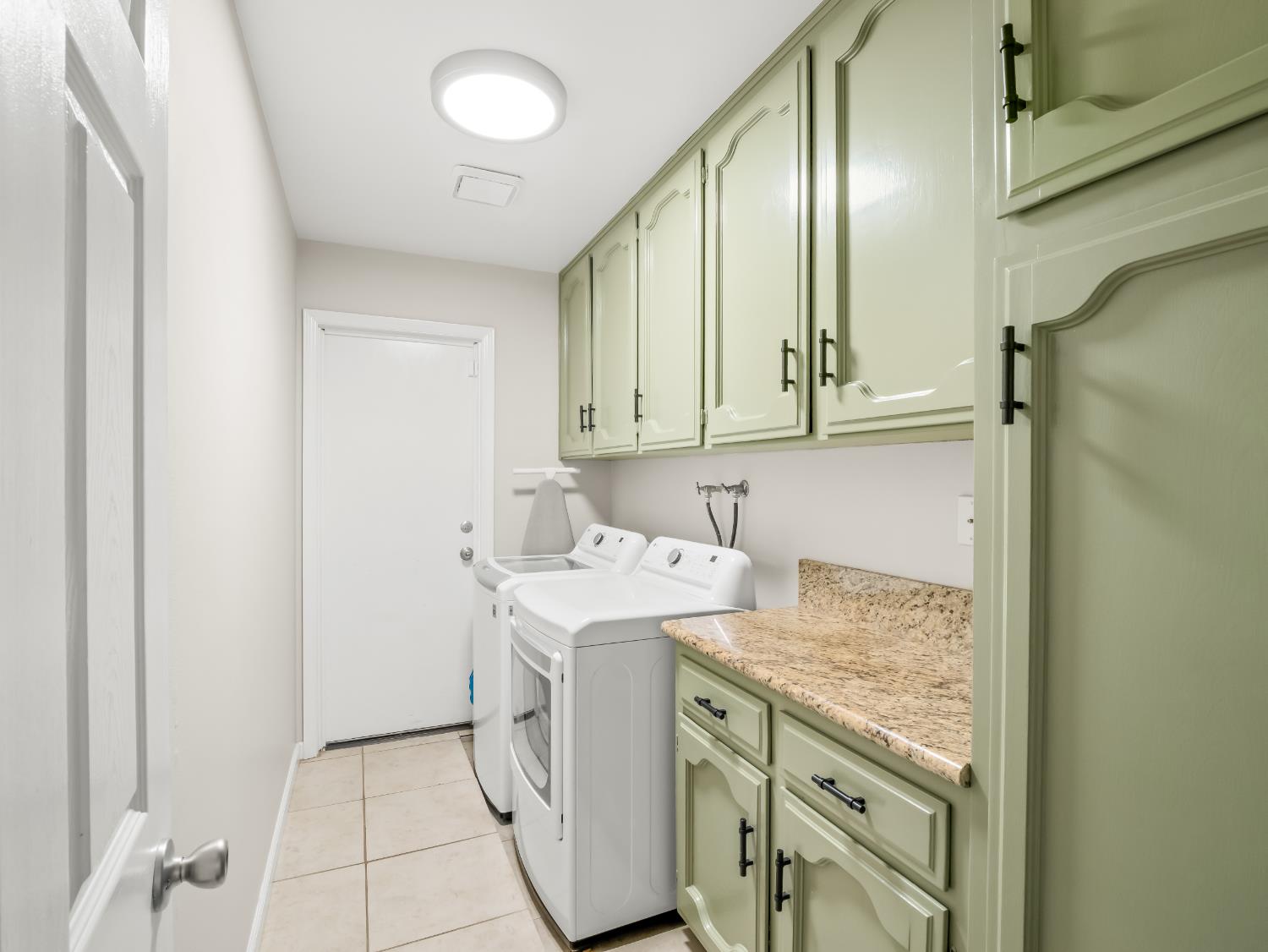 8732 N Fuller Avenue