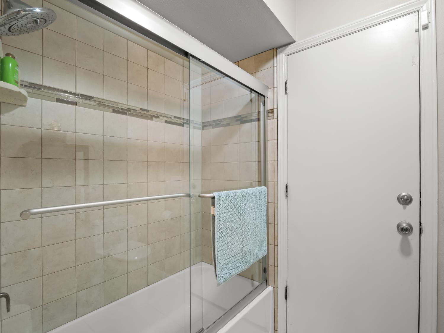 8732 N Fuller Avenue