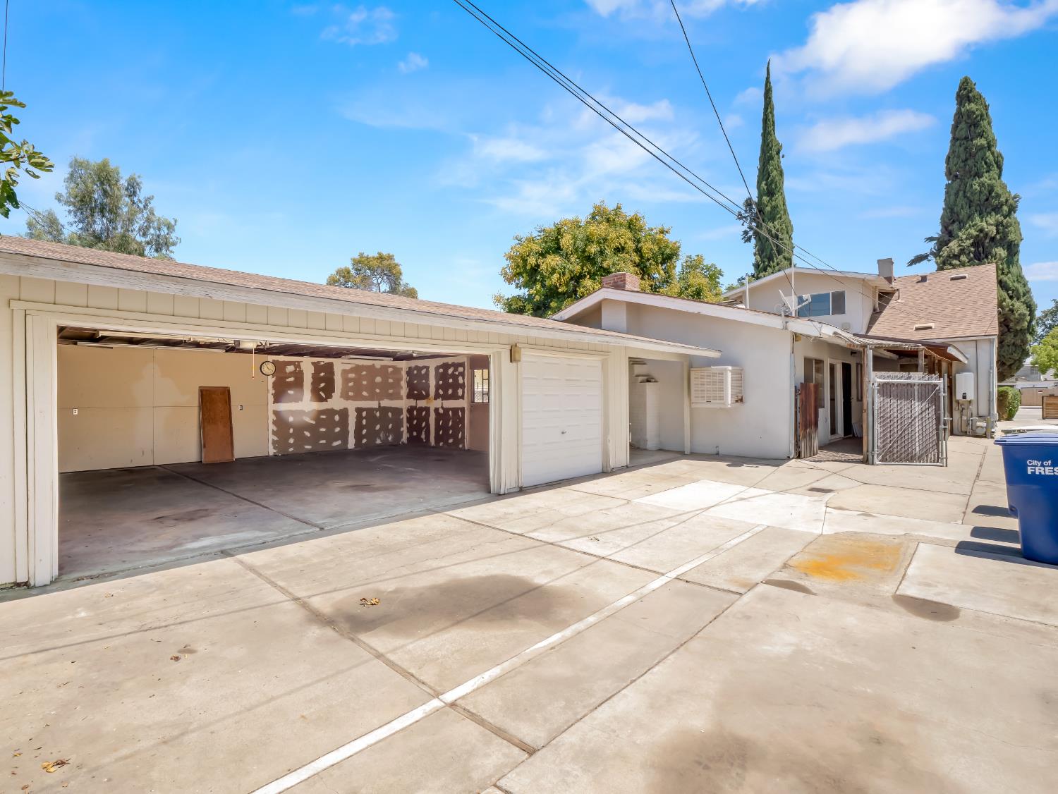 1231 N Roosevelt Avenue