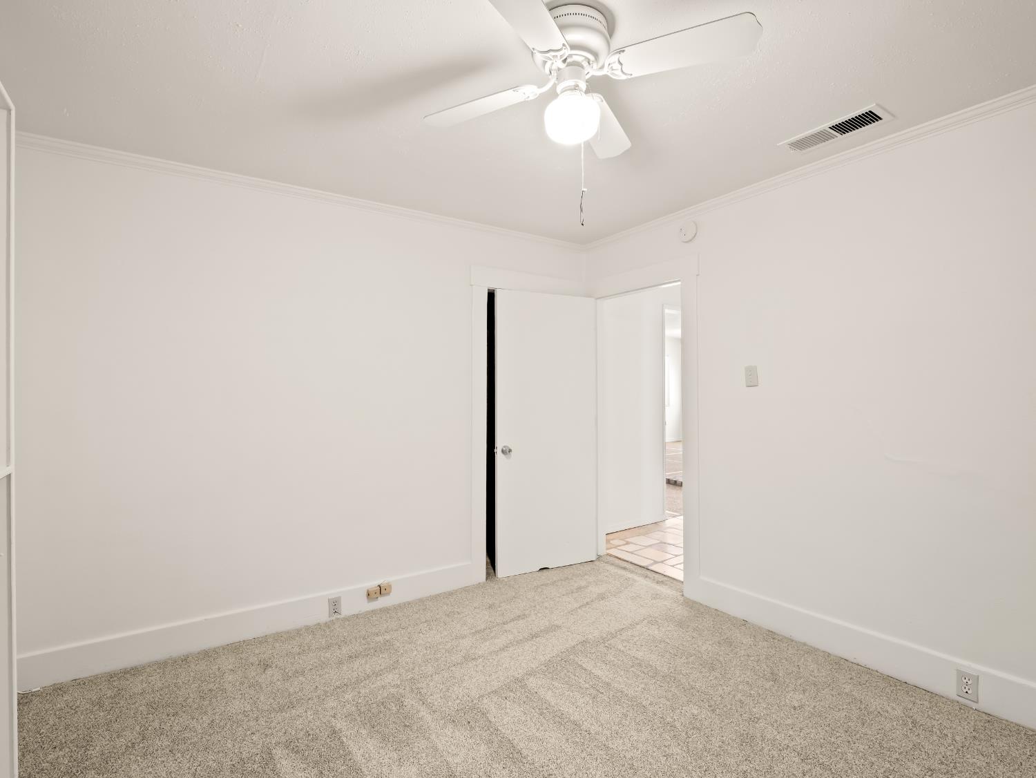 1231 N Roosevelt Avenue