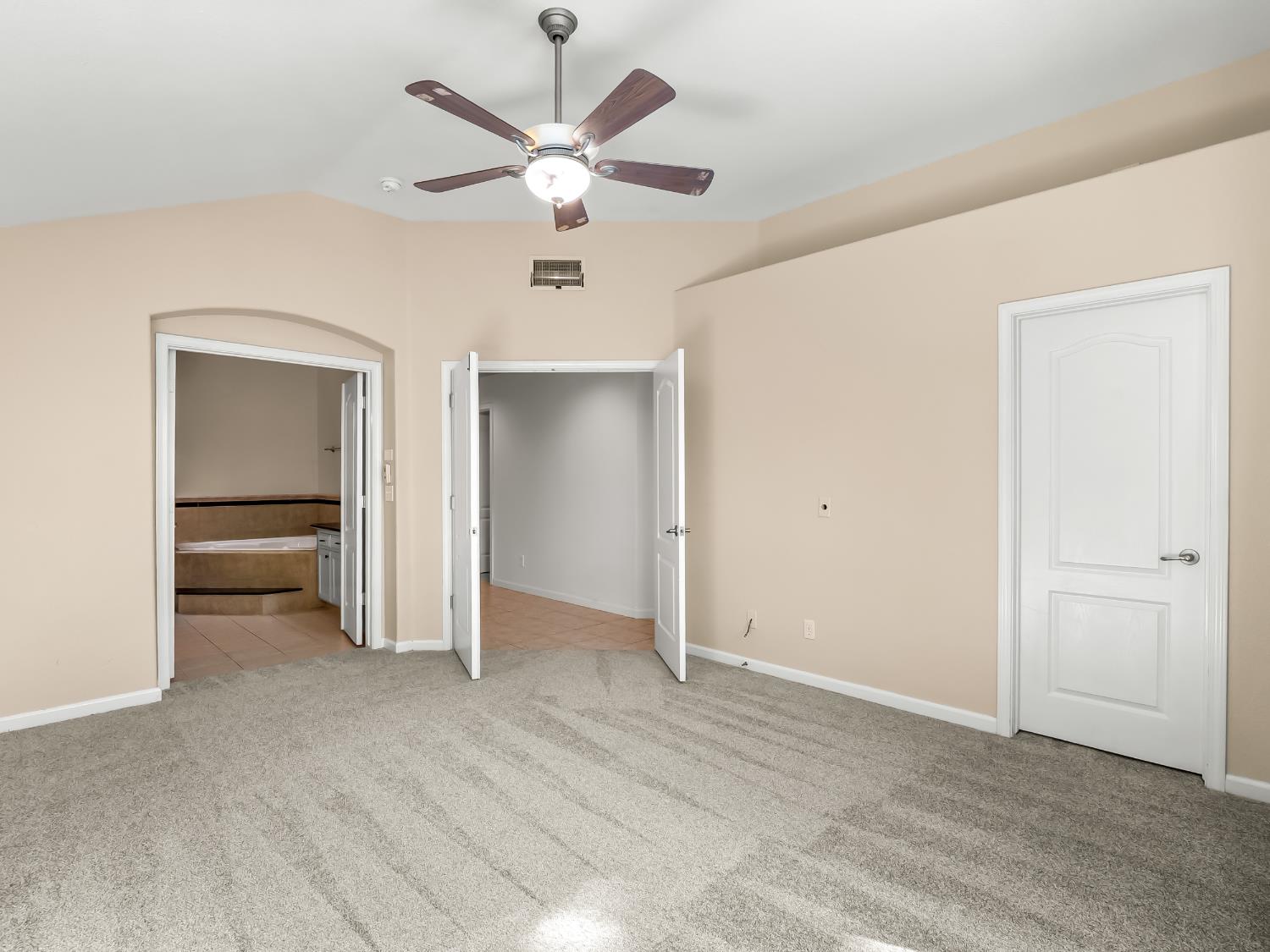 6229 W Alluvial Avenue