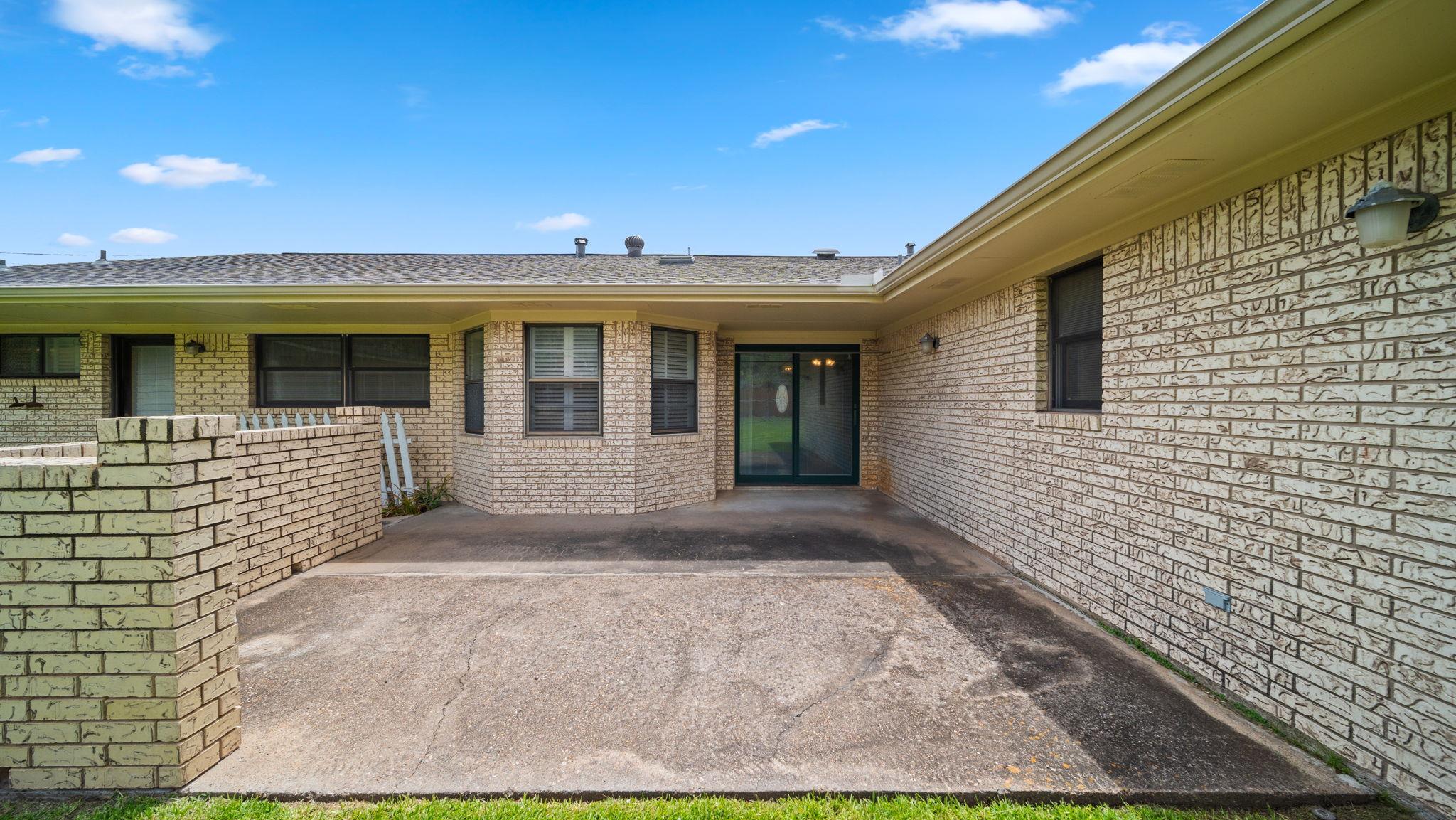 487 Edgewood Ave