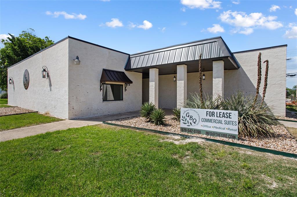 189 S Manse Ave Unit: A3 - East Wing