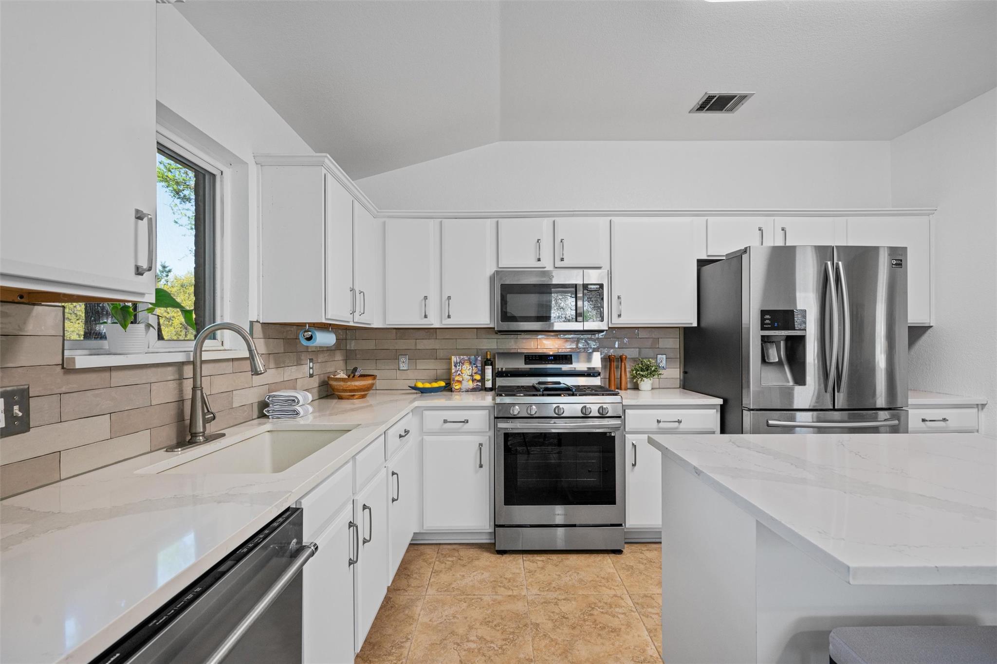 4101 Natural Bridge CT