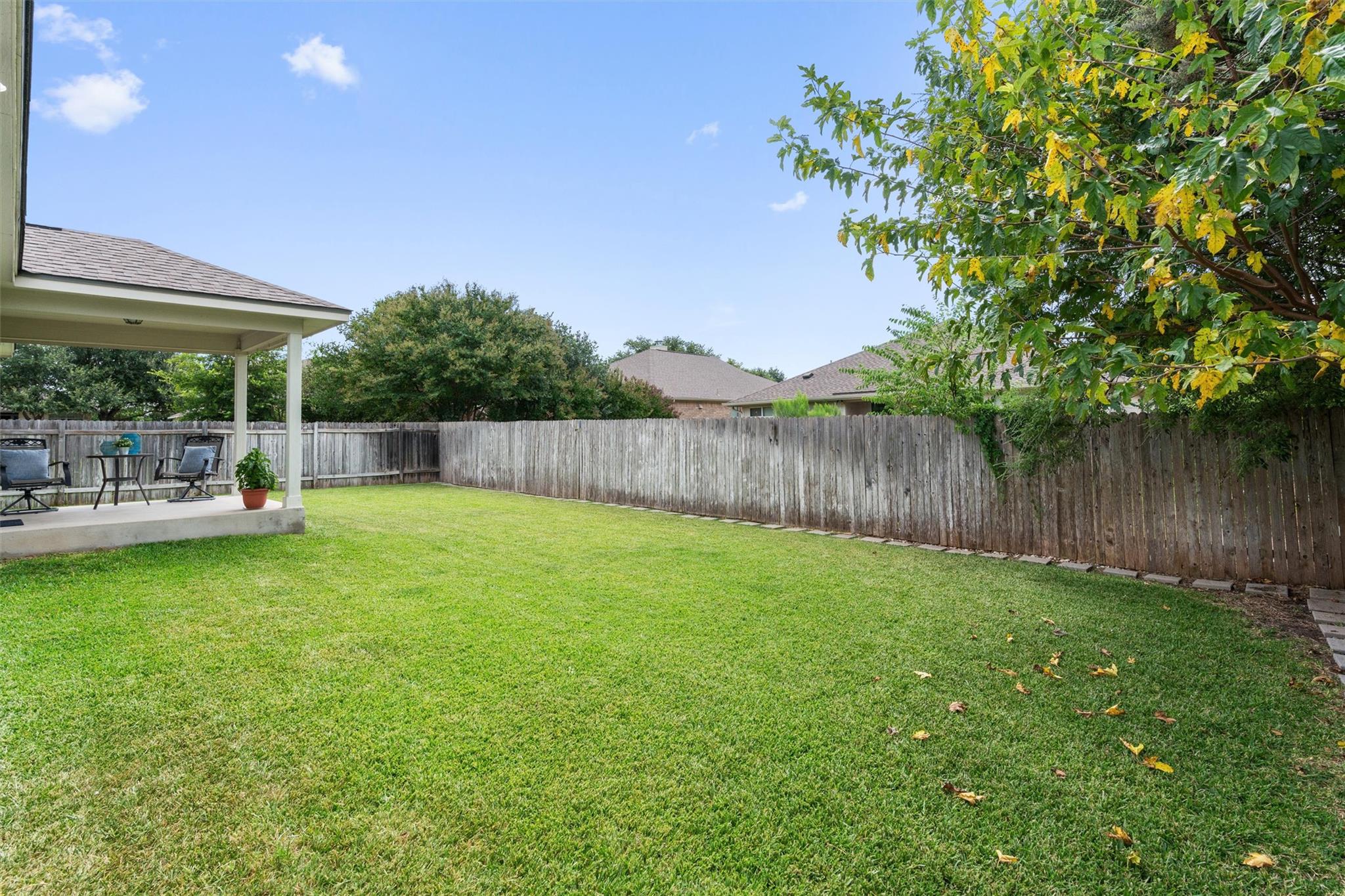 7830 Squirrel Hollow DR