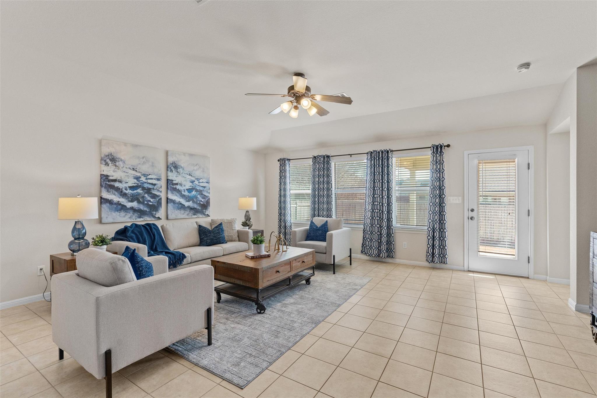 7830 Squirrel Hollow DR