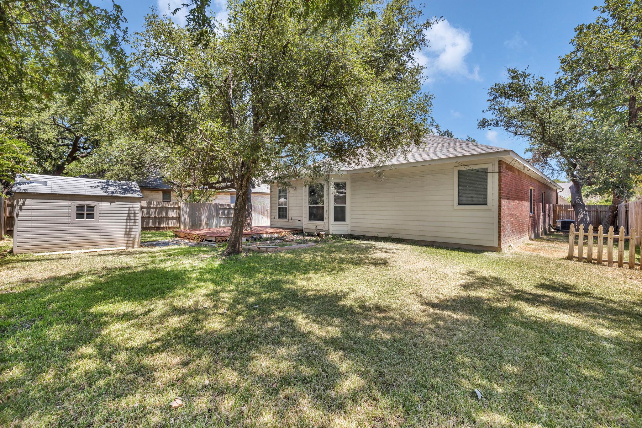 3748 Pine Needle CIR