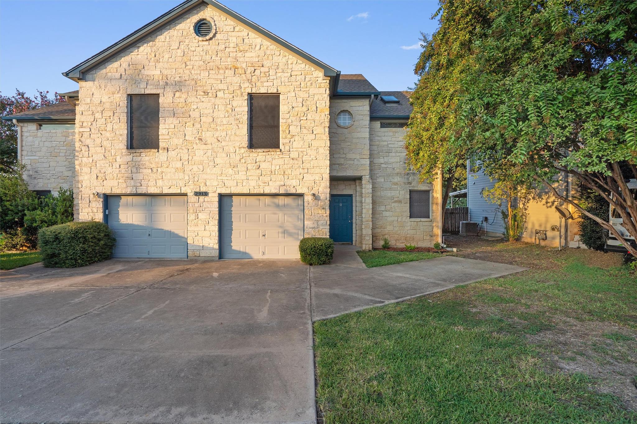 2913 #B Whisper Oaks LN