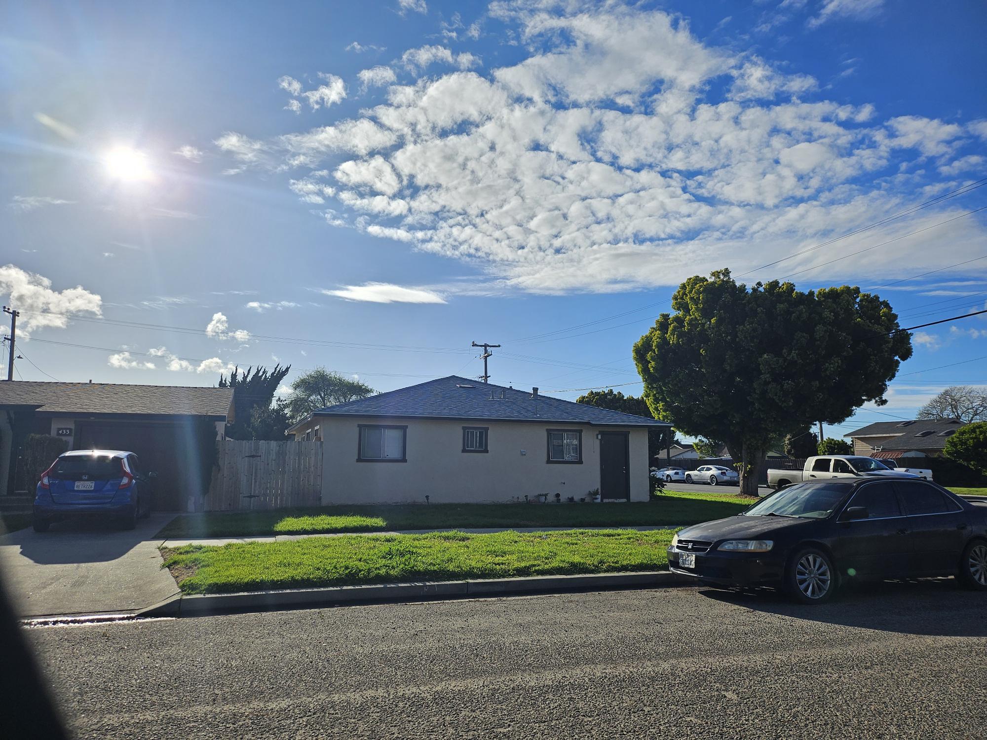 700 W Maple Avenue
