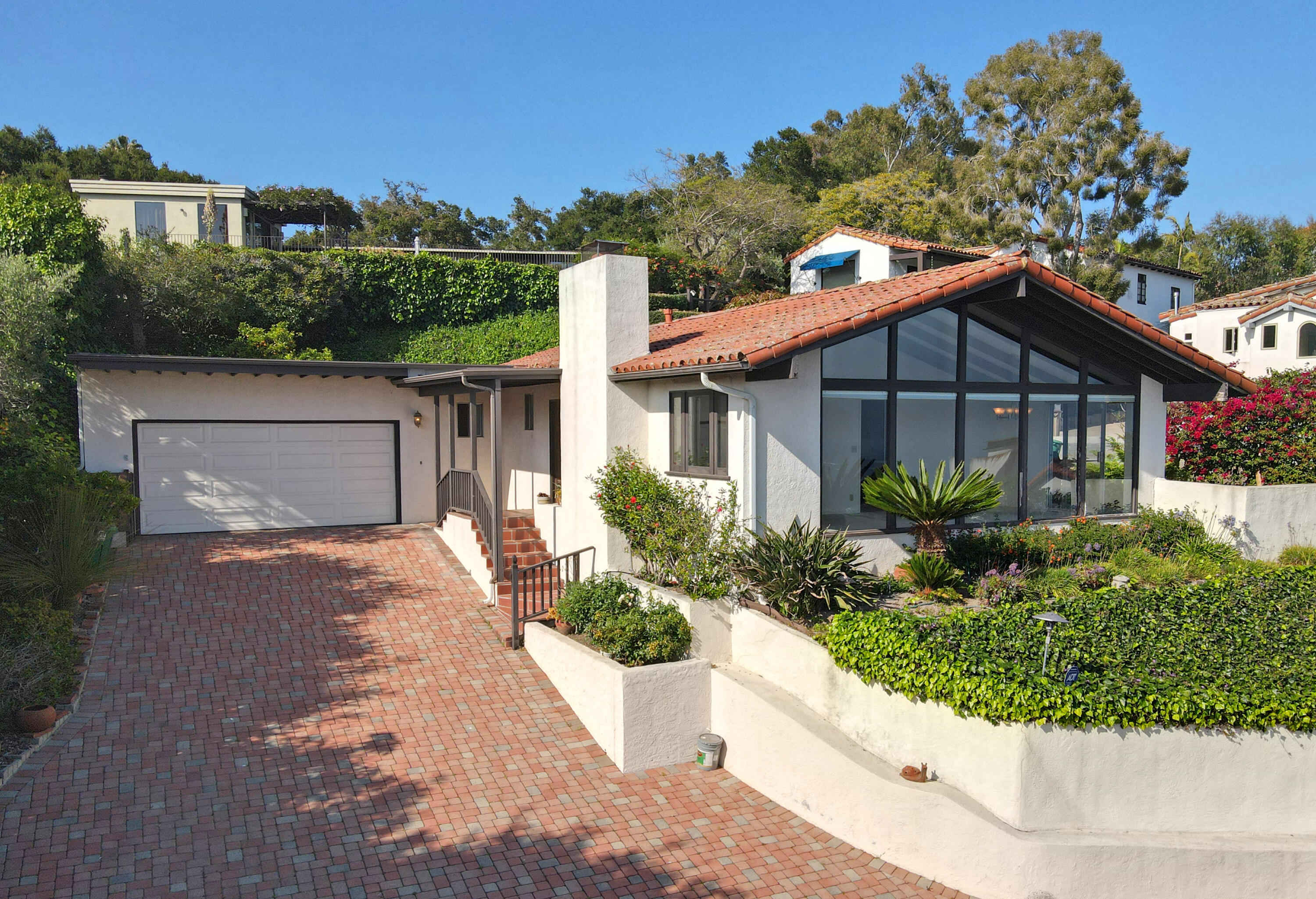 612 Holmcrest Road