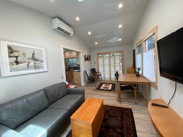 2568 Mesa School Lane