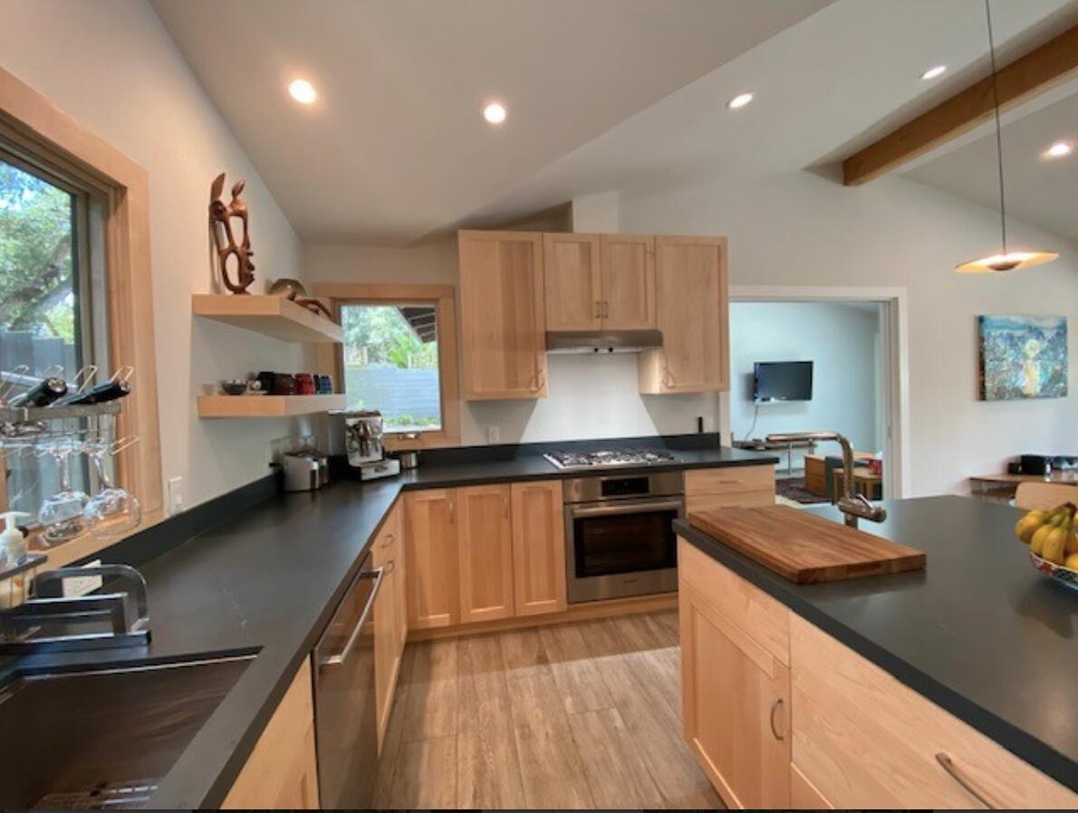 2568 Mesa School Lane