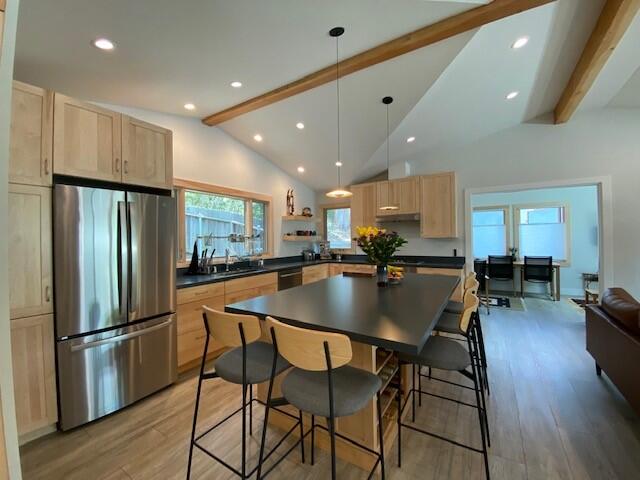 2568 Mesa School Lane