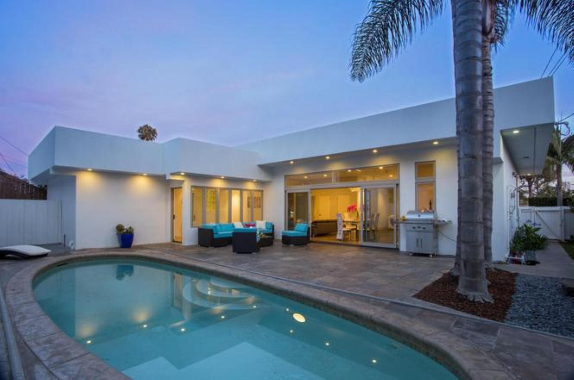 1642 Shoreline Drive