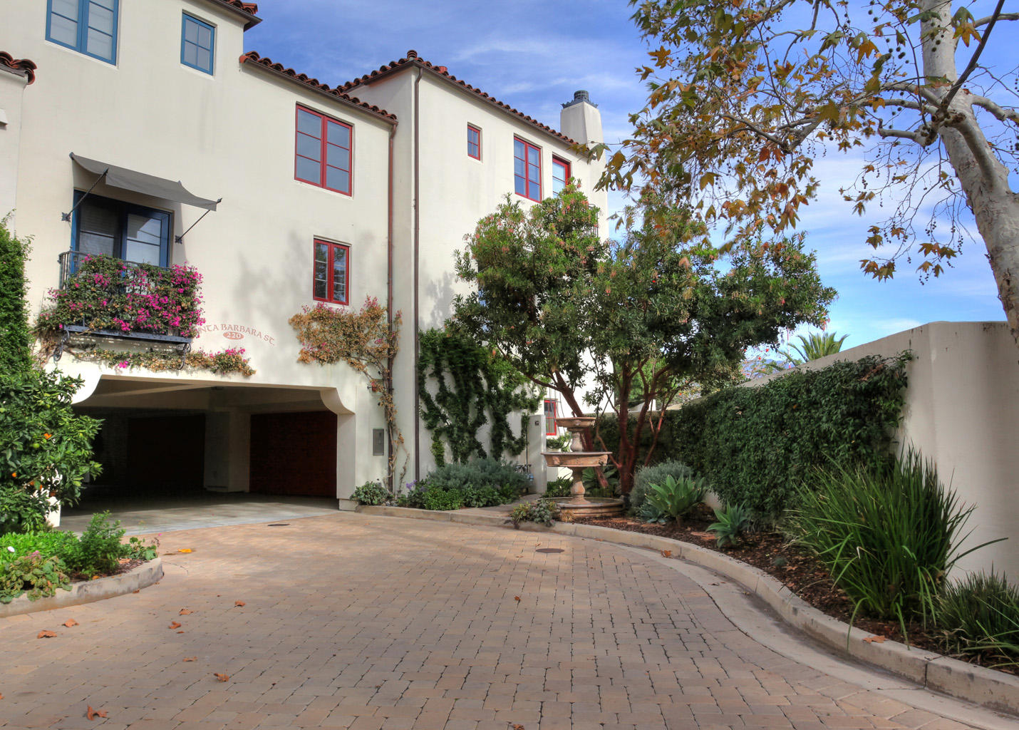 220 Santa Barbara Street Unit: C