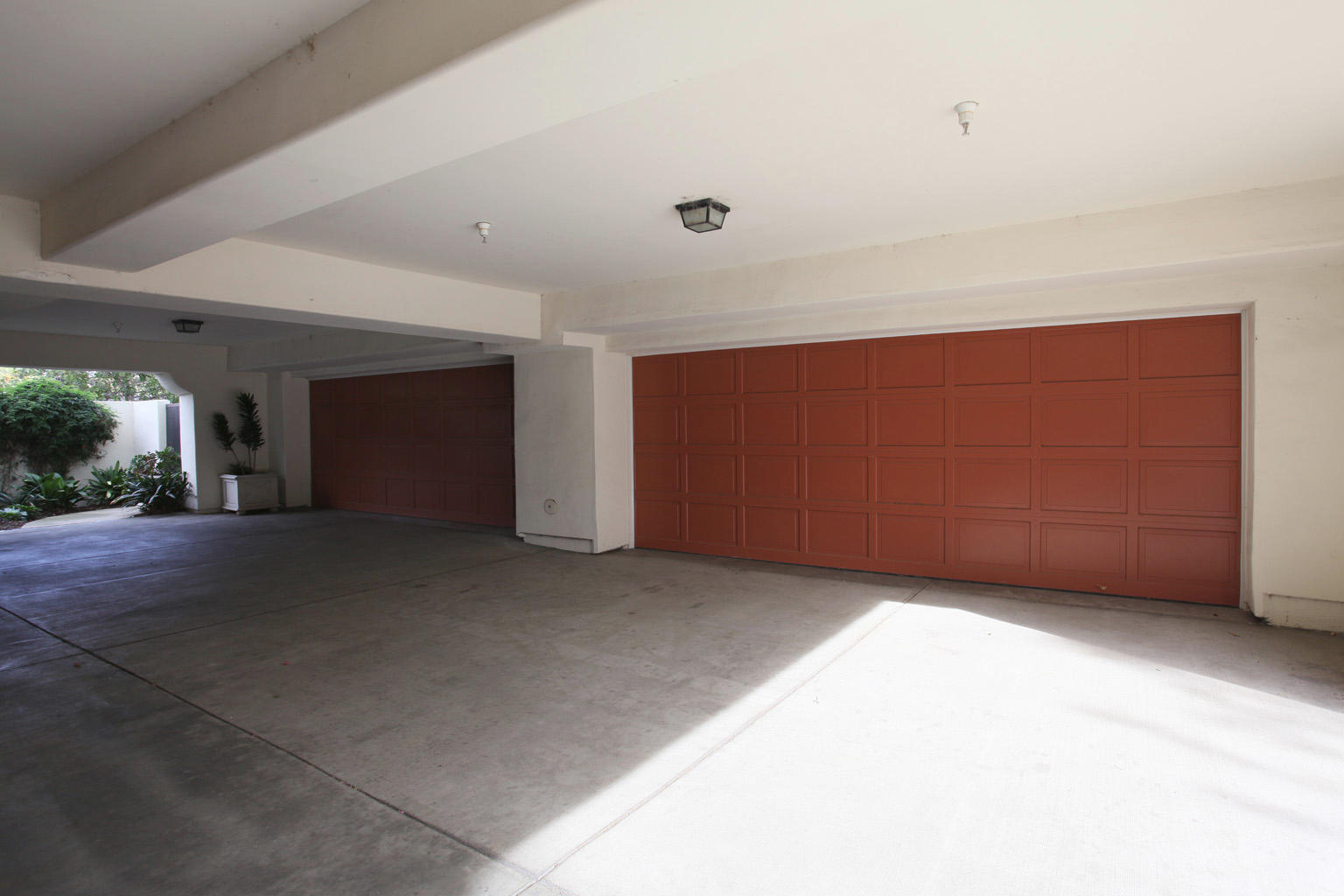 220 Santa Barbara Street Unit: C
