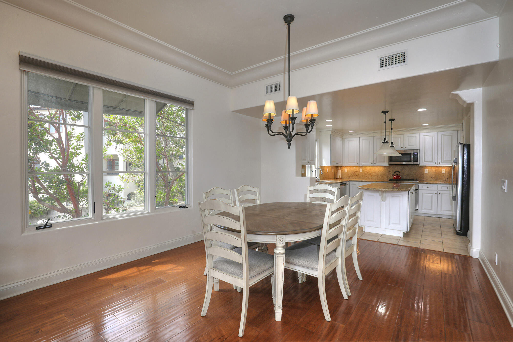 220 Santa Barbara Street Unit: C