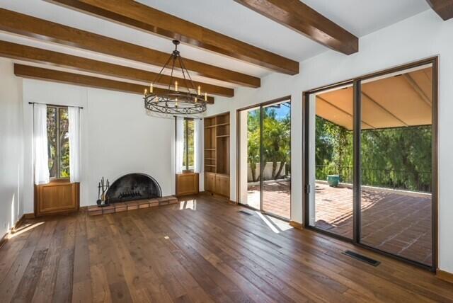 2360 Foothill Road